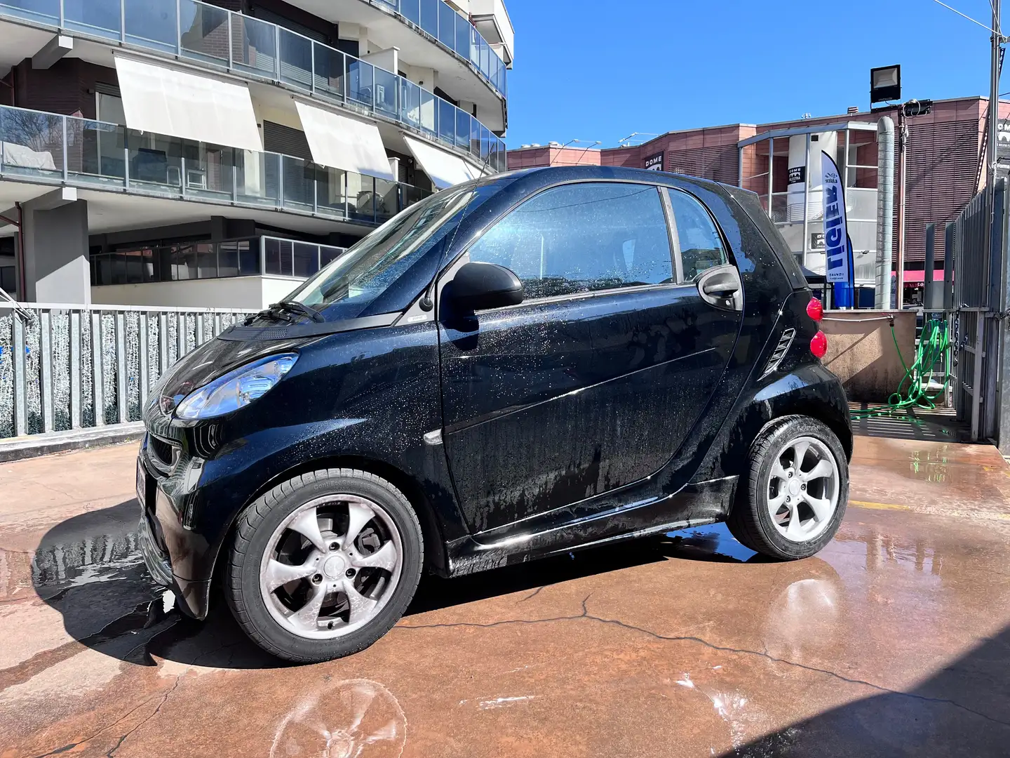 smart forTwo Fortwo 1.0 more black 71cv Schwarz - 2