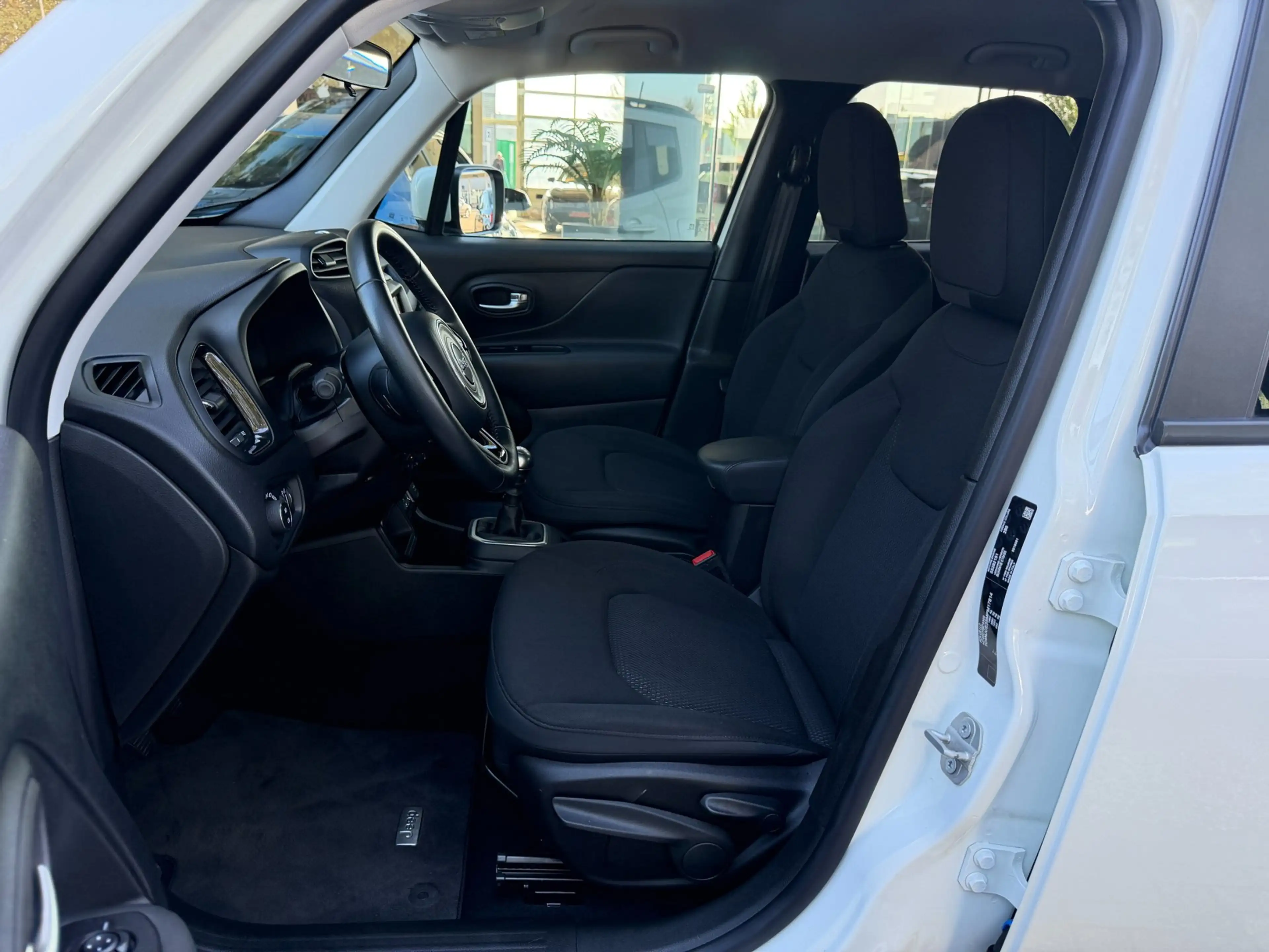 Jeep Renegade 1.0T-e Freedom, Navi, Cruise, DAB, Stoelverwarming — photo 6