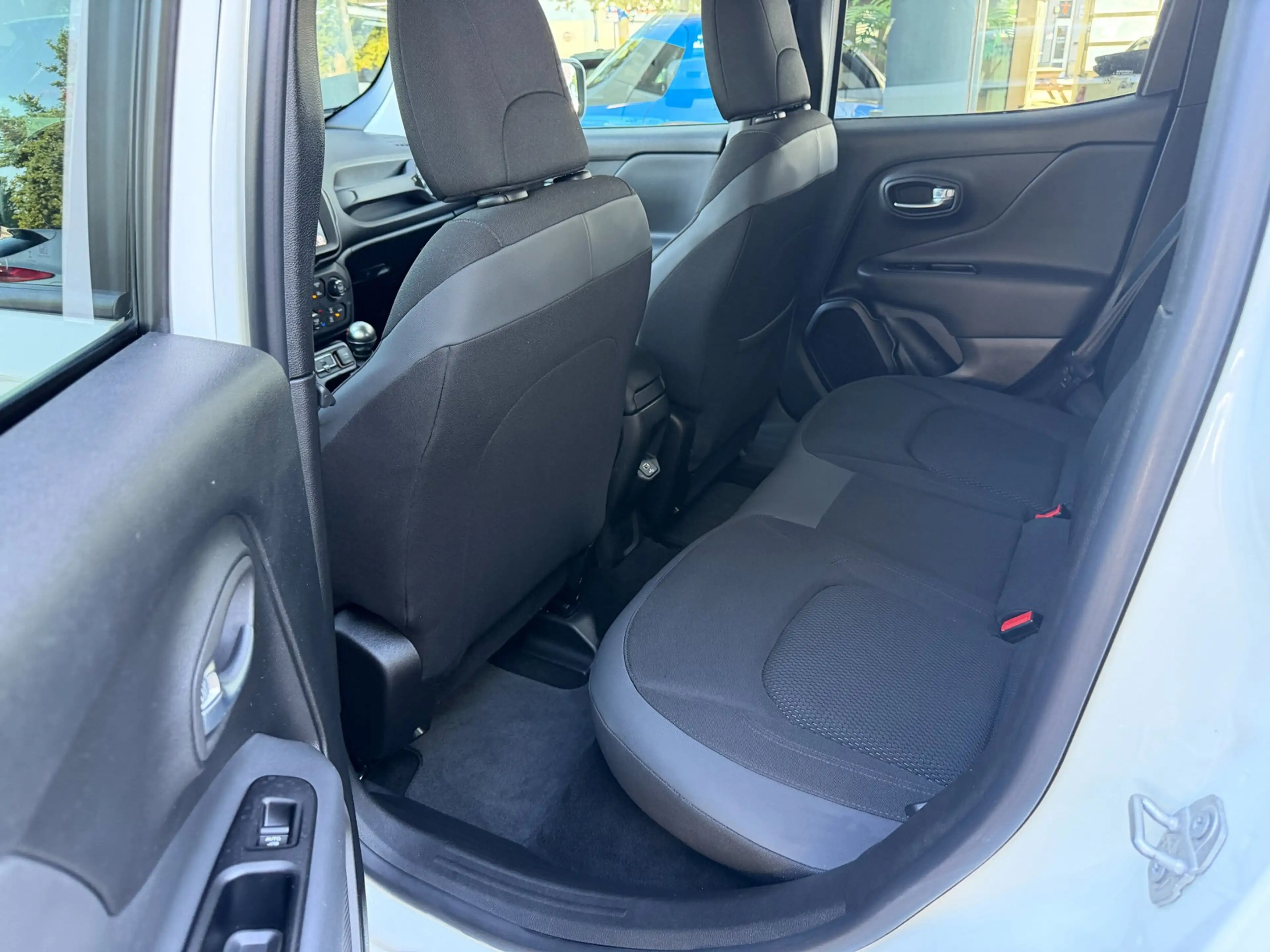 Jeep Renegade 1.0T-e Freedom, Navi, Cruise, DAB, Stoelverwarming — photo 7