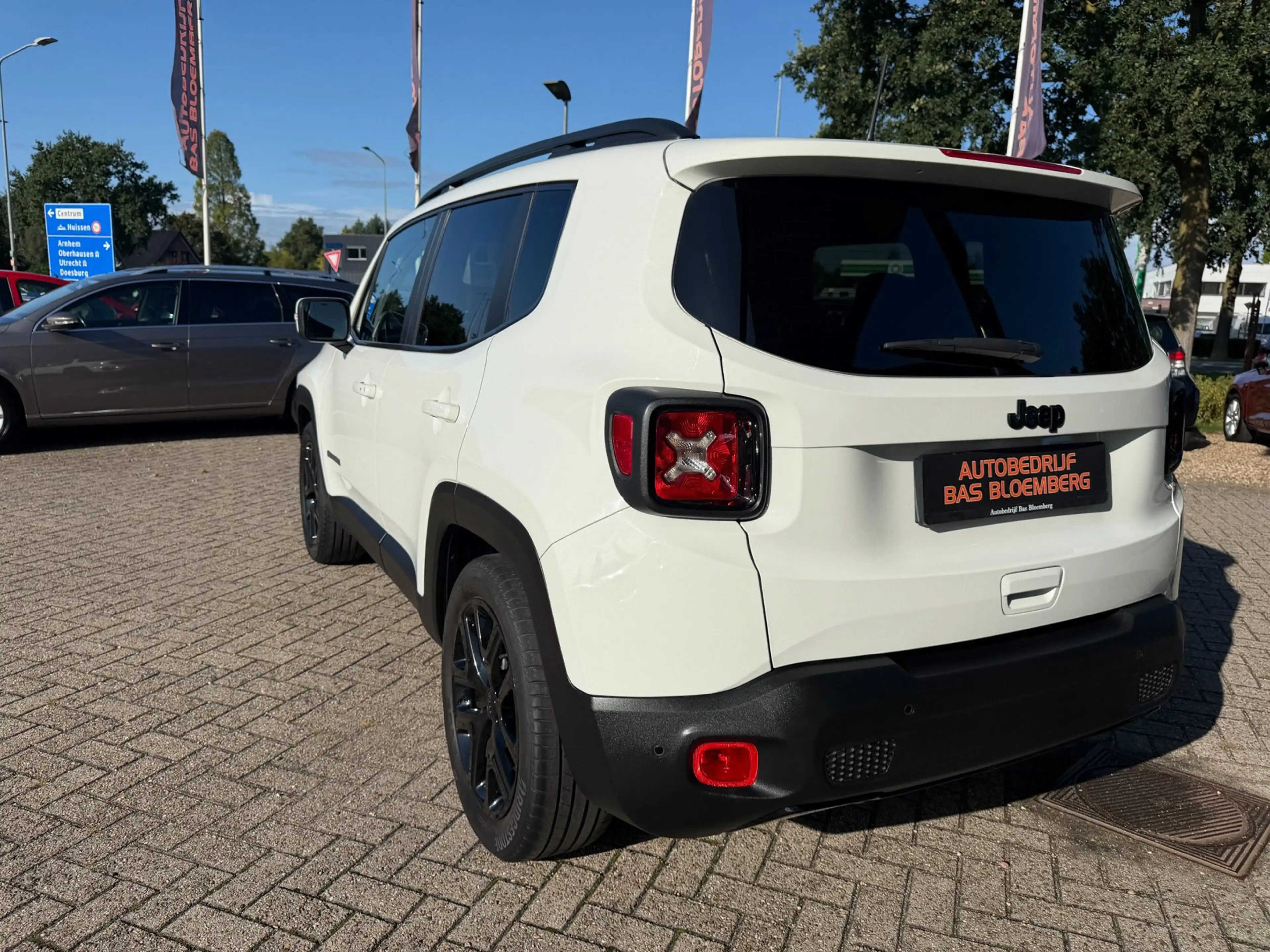 Jeep Renegade 1.0T-e Freedom, Navi, Cruise, DAB, Stoelverwarming — photo 3
