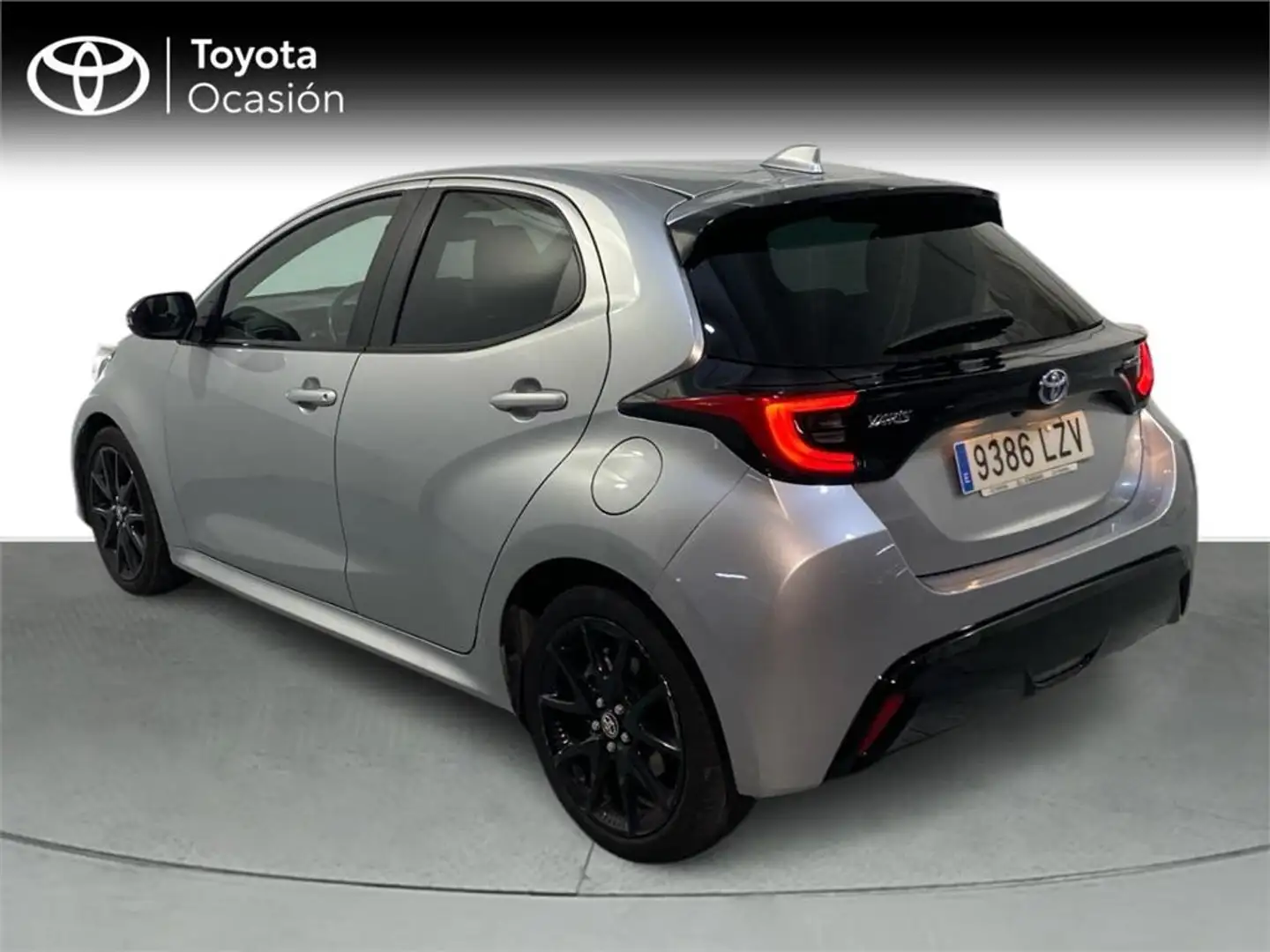Toyota Yaris 120H 1.5 Style - 2