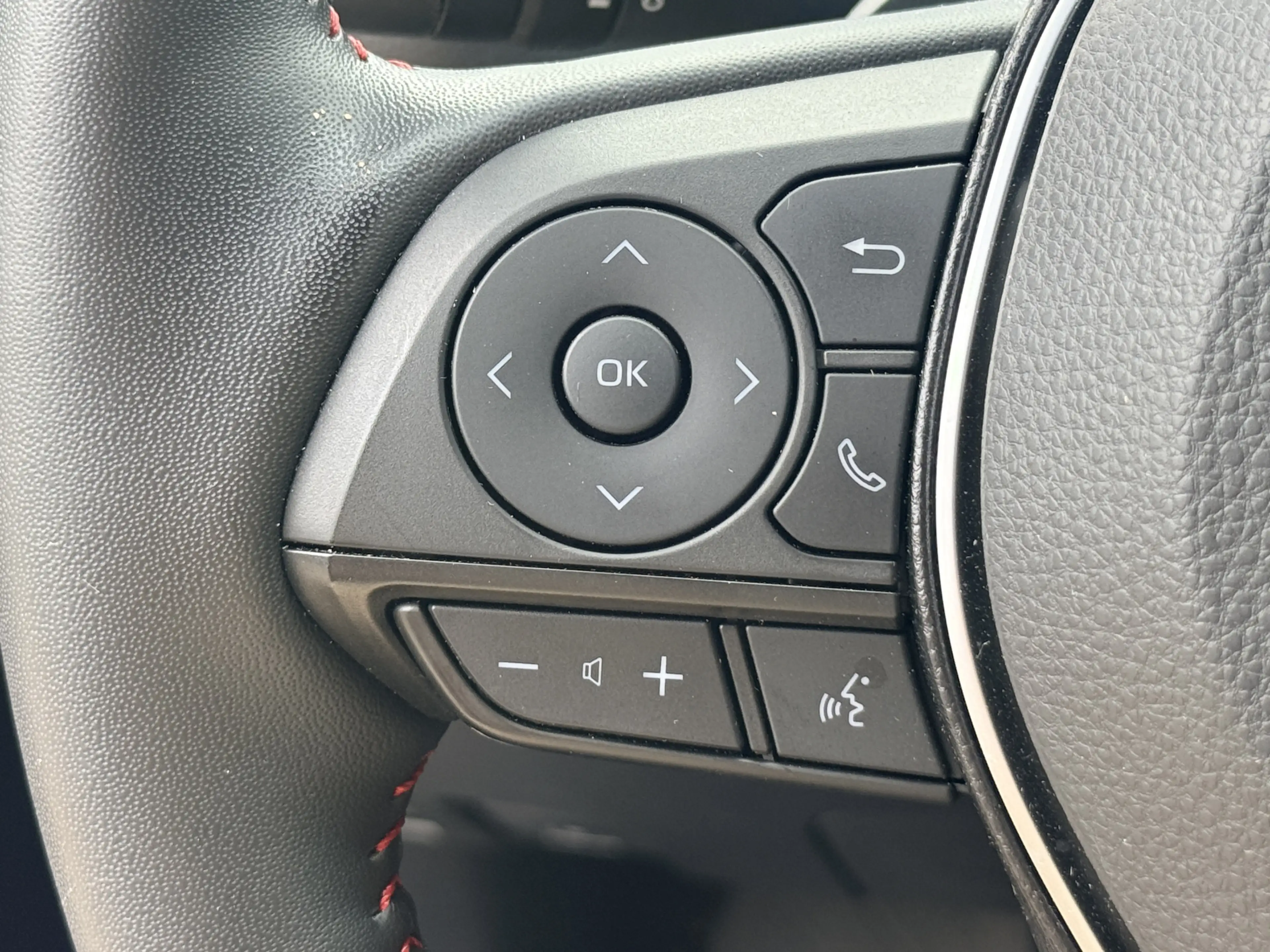 Suzuki Across 2.5 Plug-in Hybrid Style | LED | Leder | Adaptive — photo 20