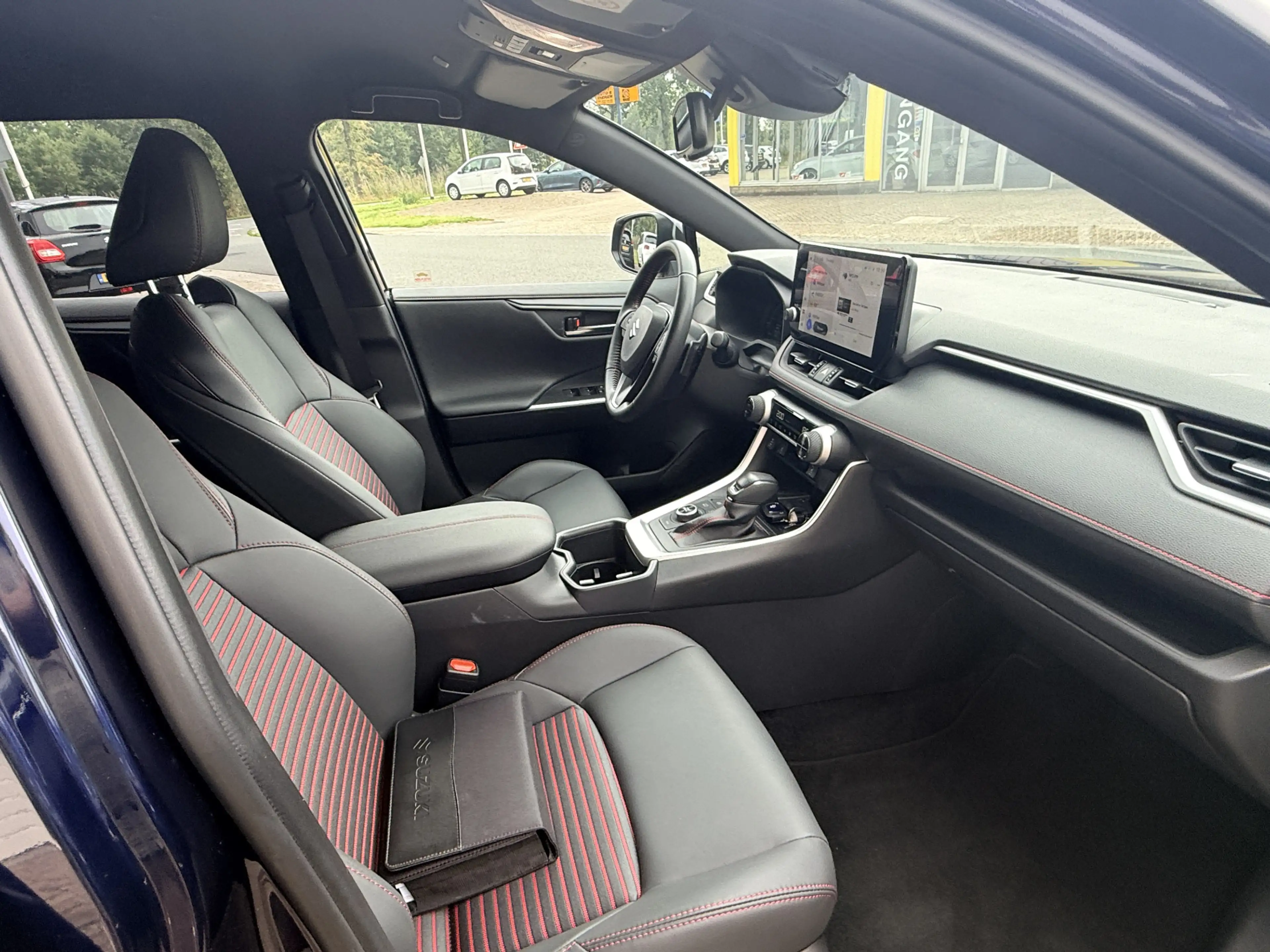 Suzuki Across 2.5 Plug-in Hybrid Style | LED | Leder | Adaptive — photo 29