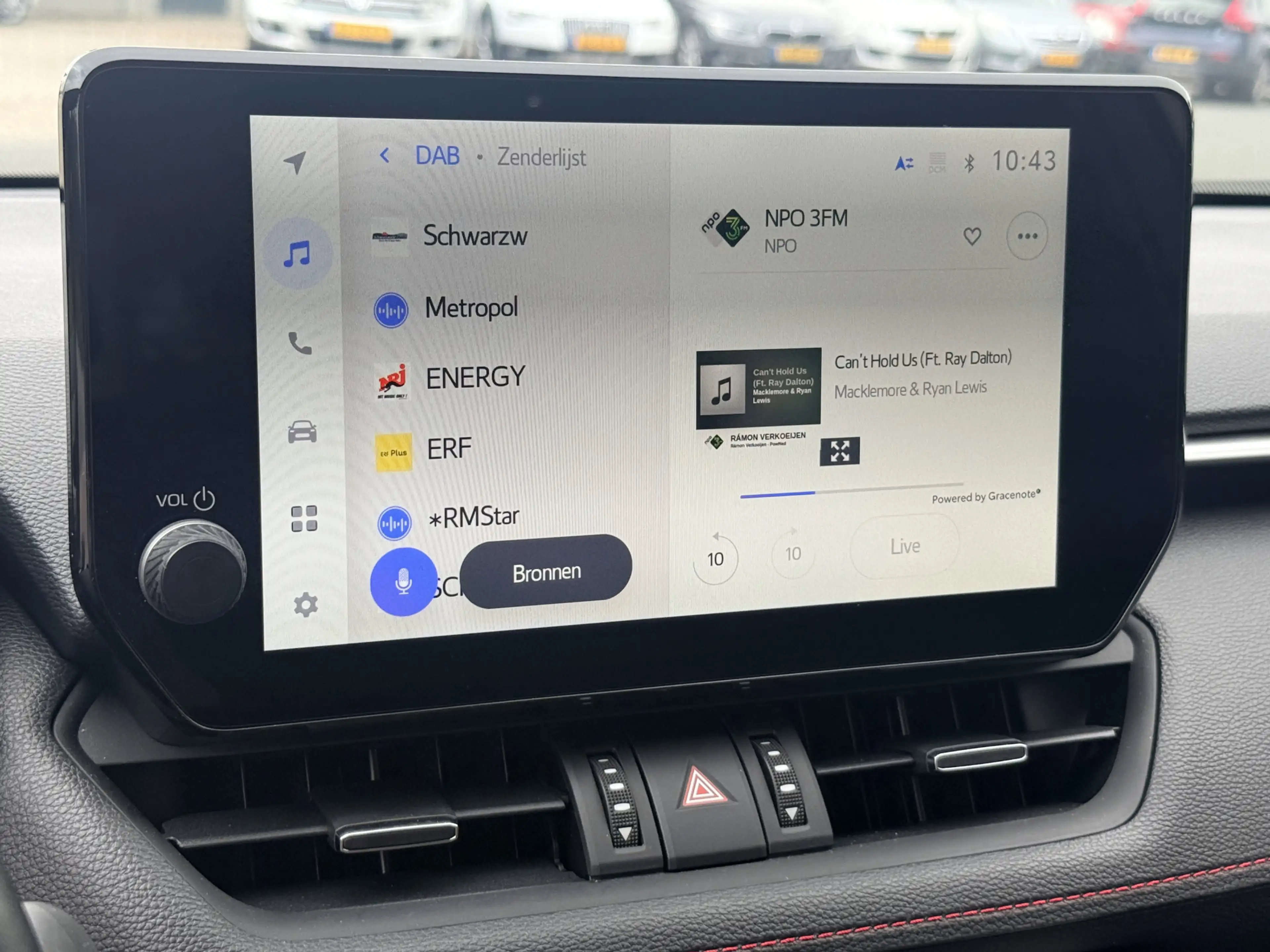Suzuki Across 2.5 Plug-in Hybrid Style | LED | Leder | Adaptive — photo 35