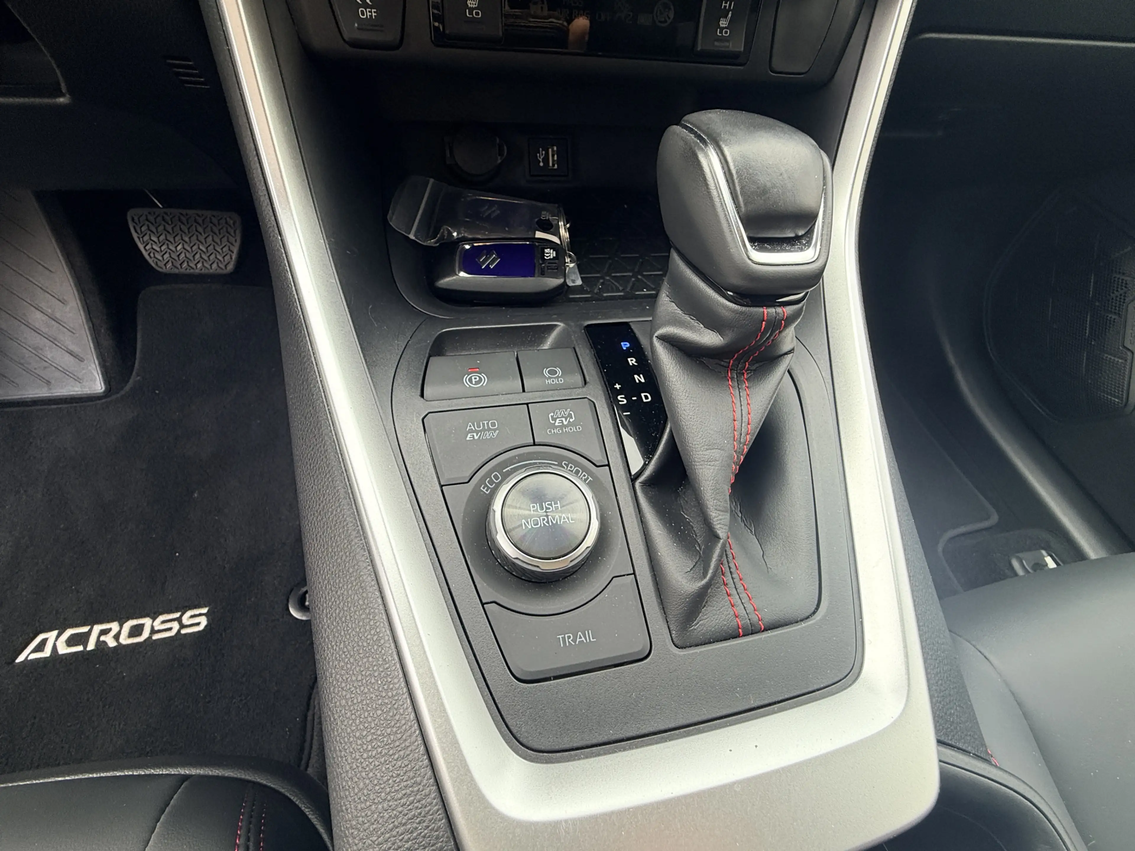 Suzuki Across 2.5 Plug-in Hybrid Style | LED | Leder | Adaptive — photo 27