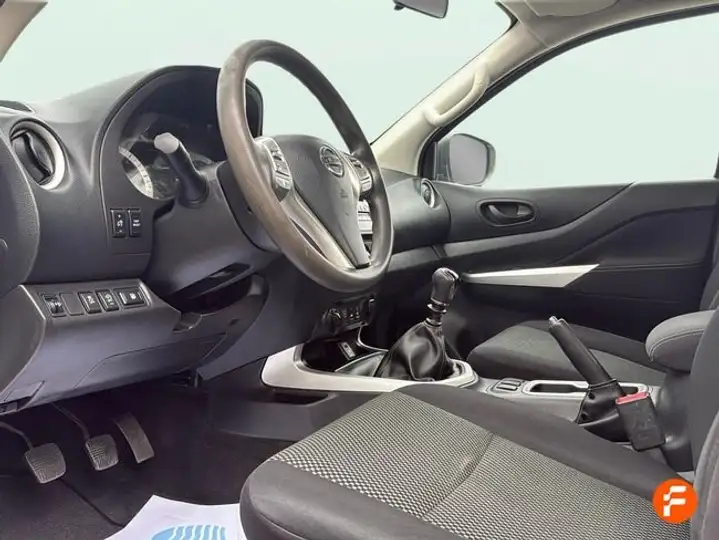 Nissan Navara 2020, foto 12