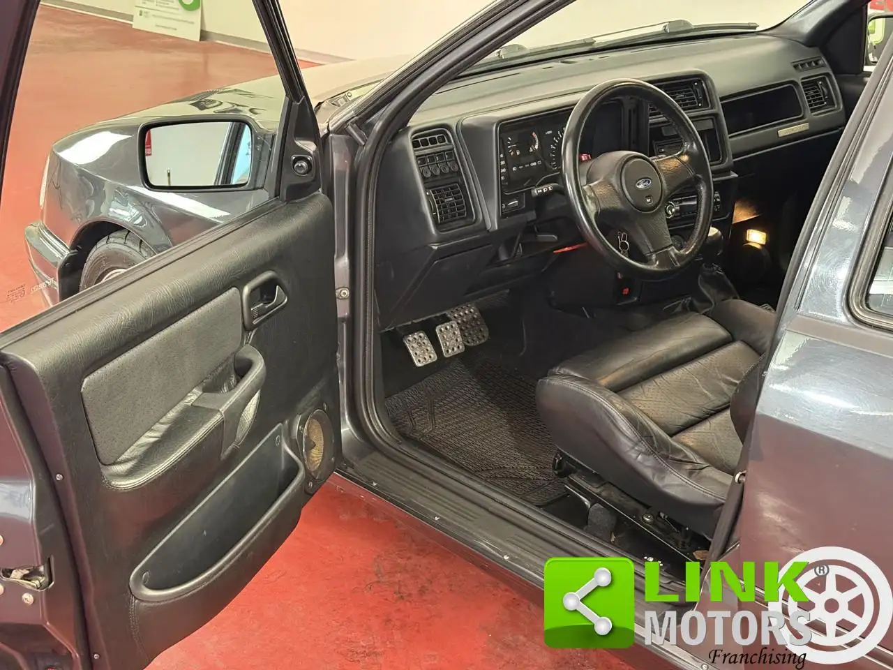 Ford Sierra 2.0 RS COSWORTH 4X4, foto 9