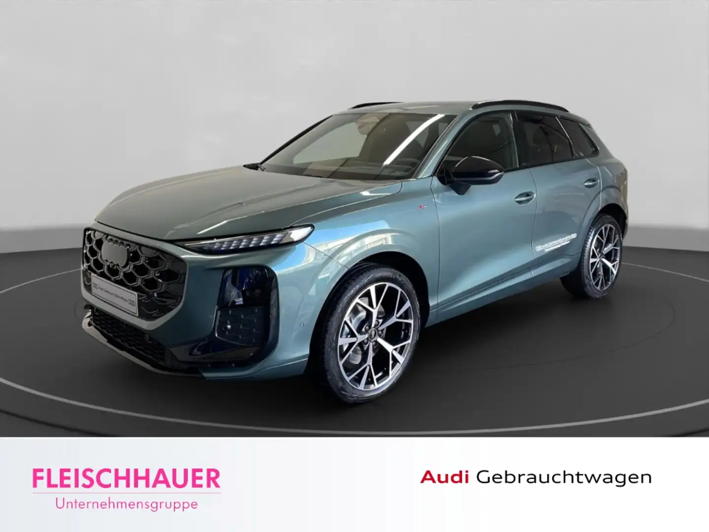 Audi Q3 SUV TFSI quattro S tronic Grün - 1