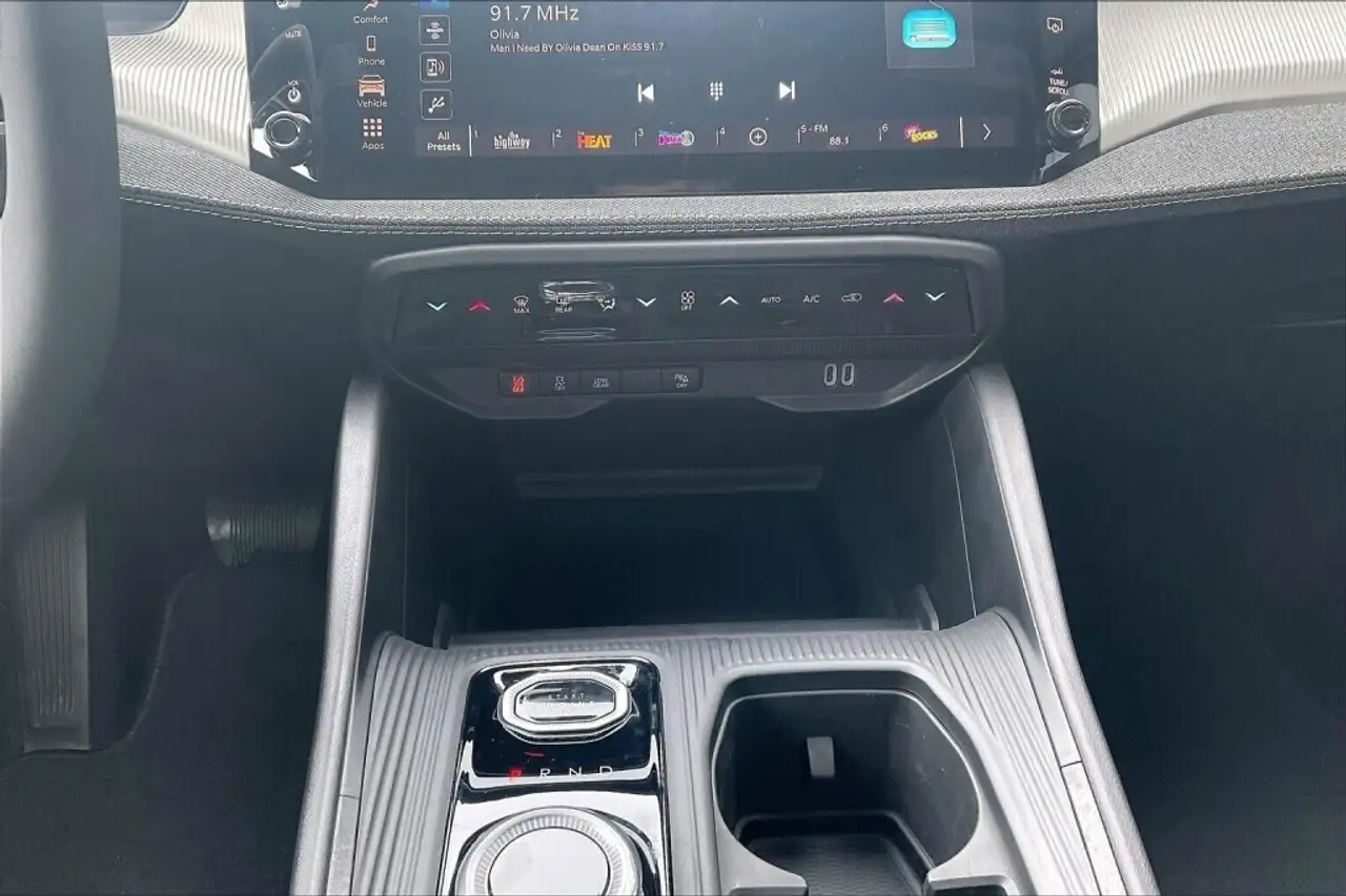 Jeep Cherokee снимка Jeep Cherokee