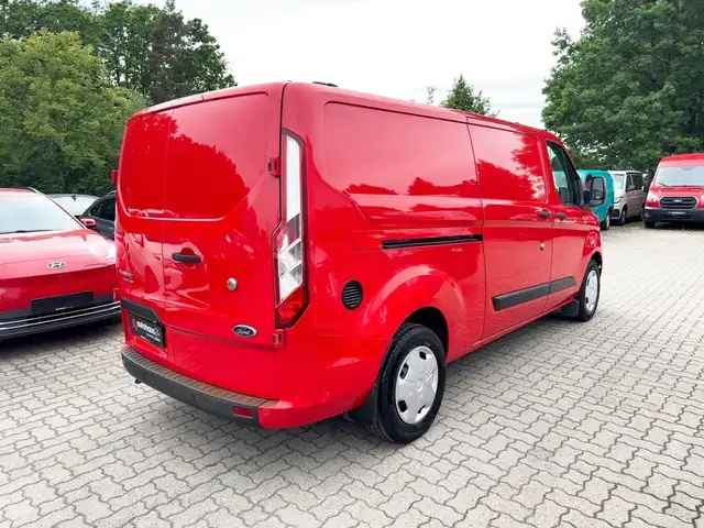 Ford Transit Custom view 5