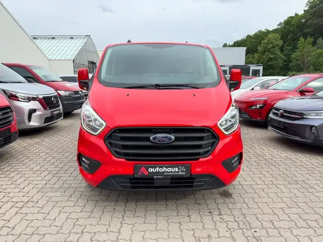 Ford Transit Custom view 2