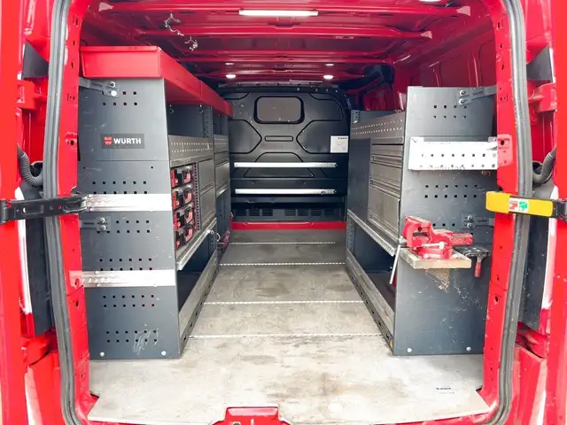 Ford Transit Custom view 6