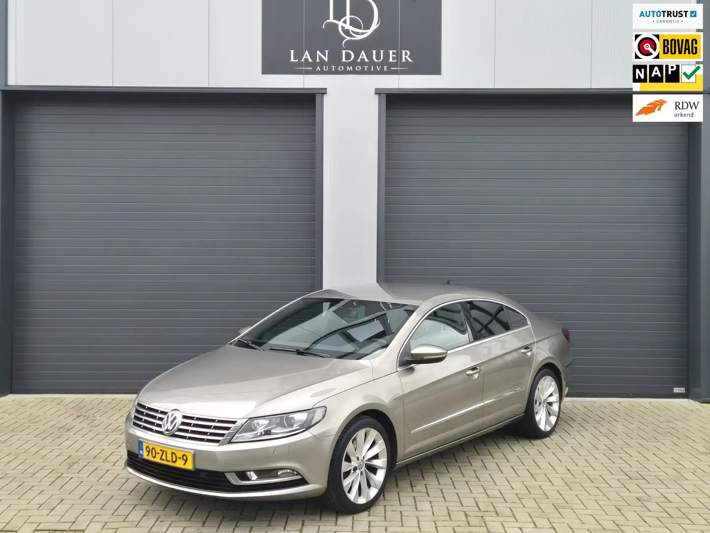 Volkswagen CC 1.8 TSI Aut / 1e Eig / Dealer OH / Navi / NAP Brun - 1