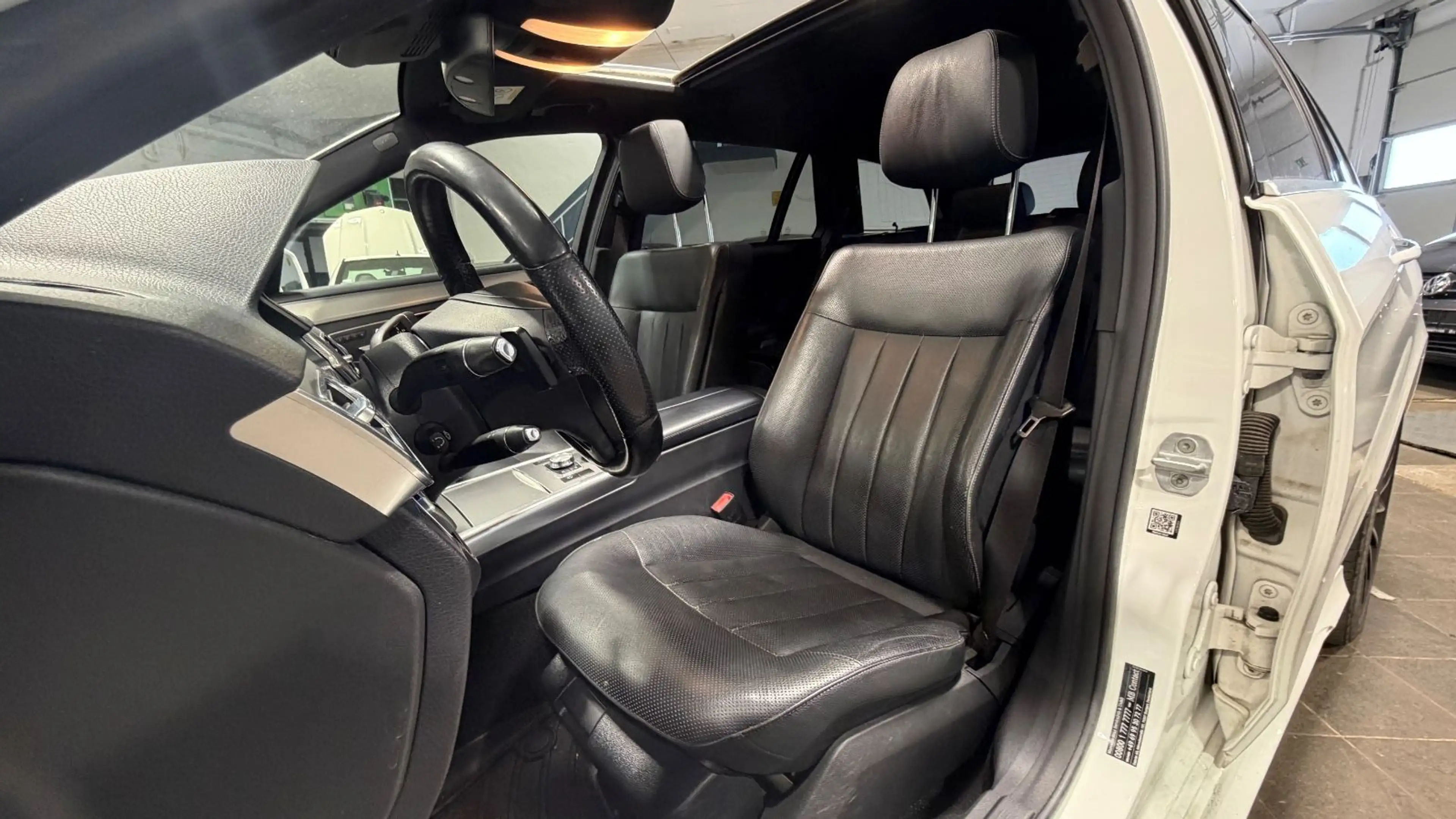 Mercedes-Benz E 350 E T-Modell E 350 BlueTec 4Matic #AMG#360#M — photo 11