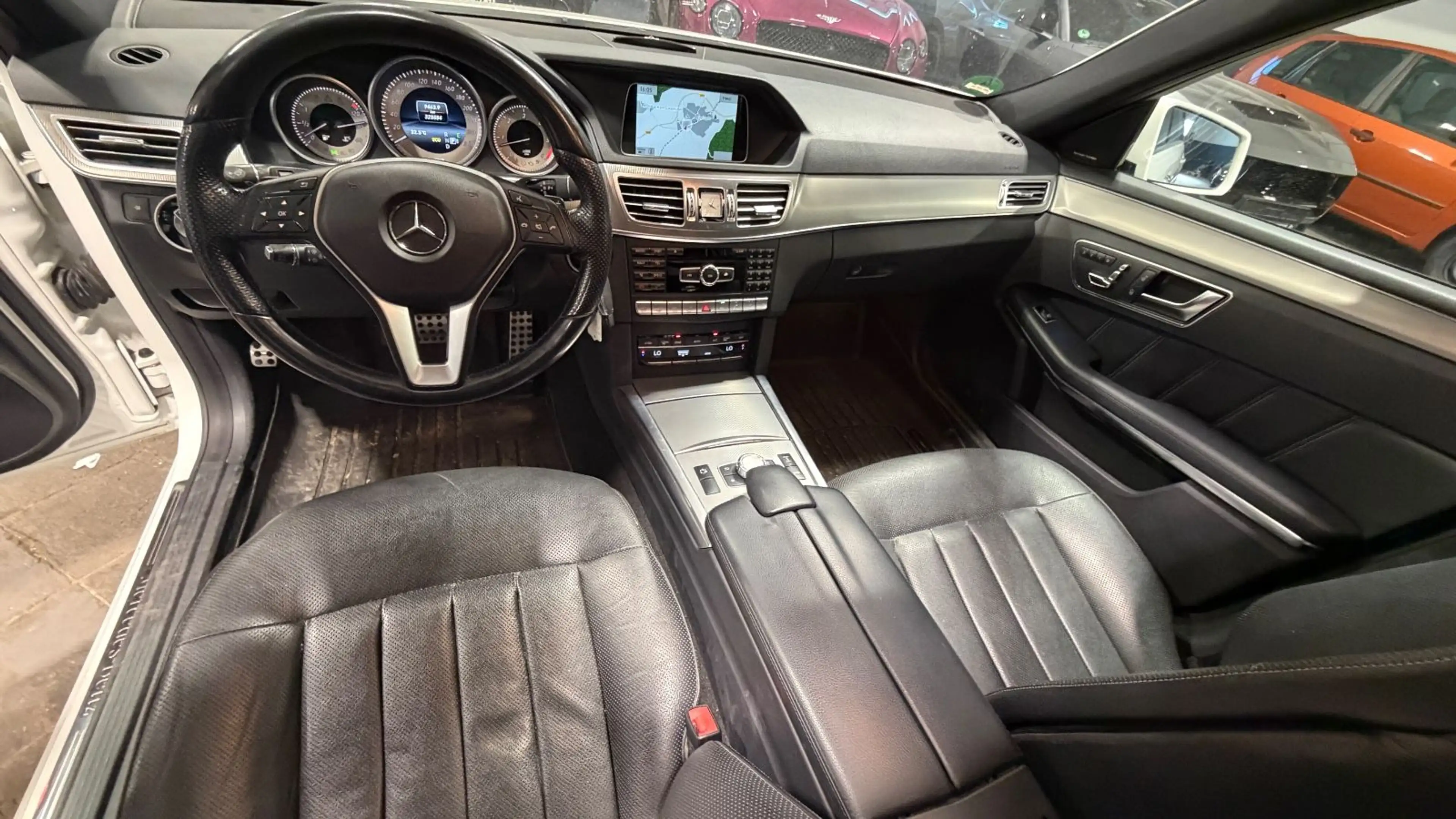 Mercedes-Benz E 350 E T-Modell E 350 BlueTec 4Matic #AMG#360#M — photo 10