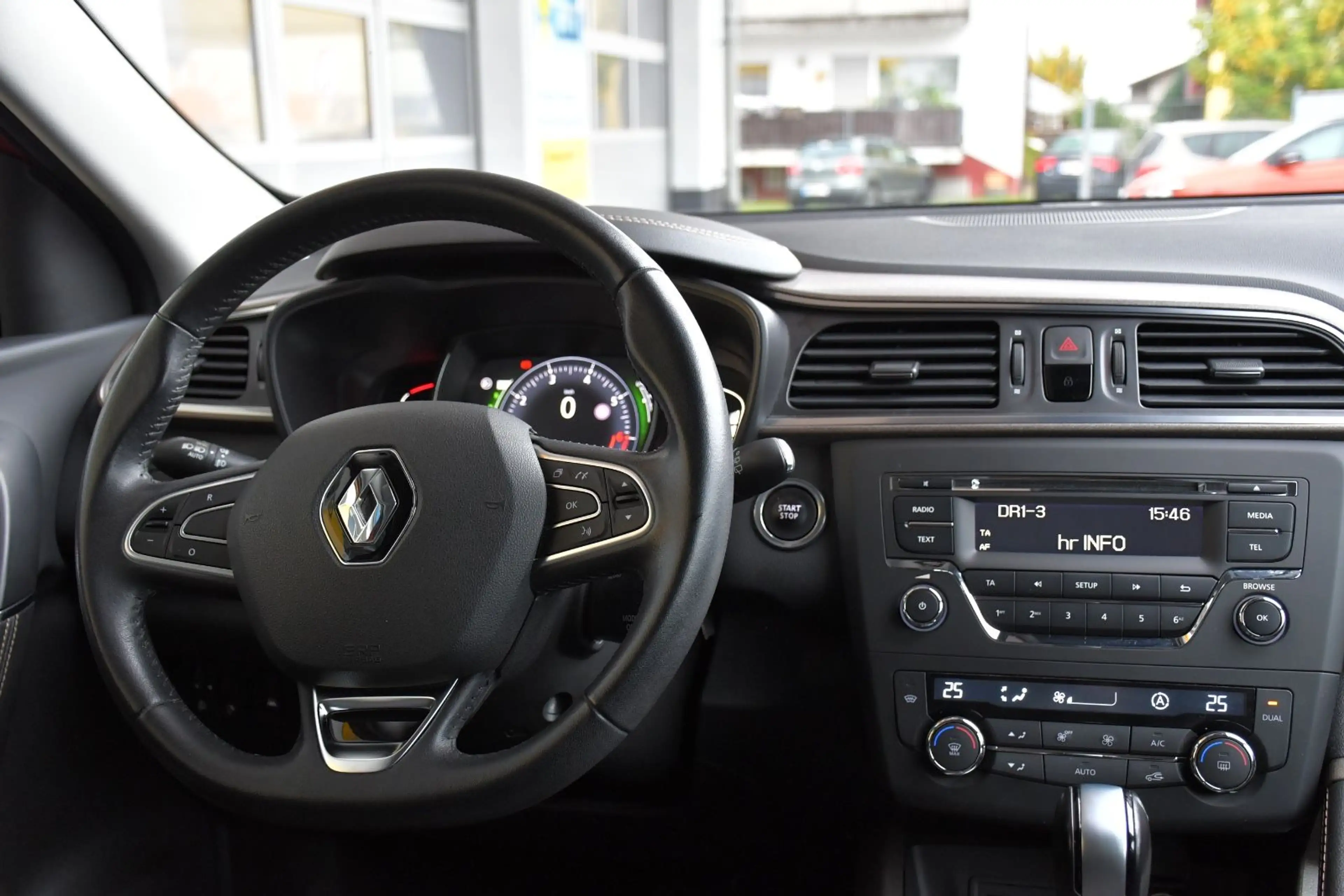 Renault Kadjar XMOD 1.Hand Sitzh LaneAssist Klima Tempom — photo 9