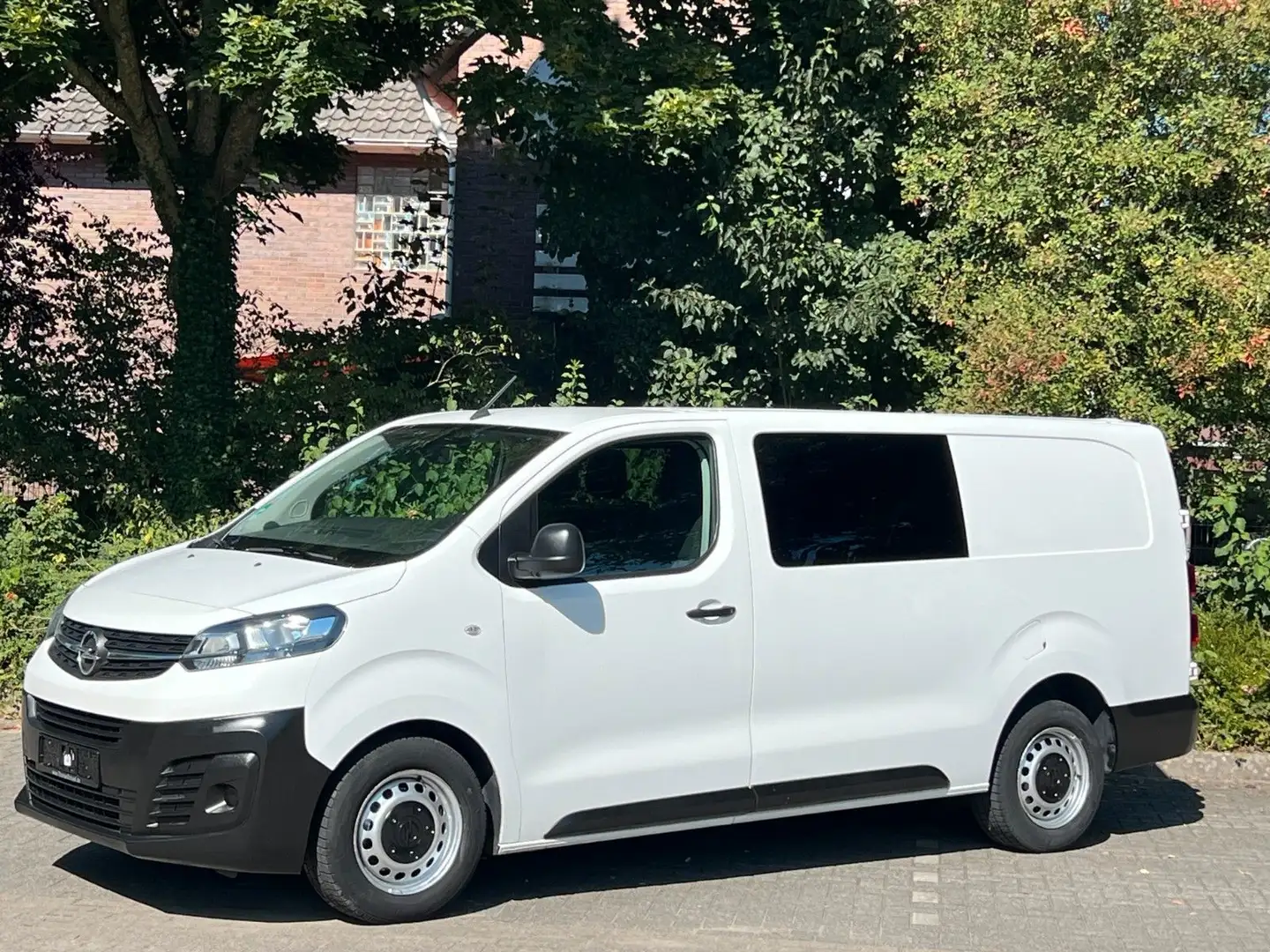 Opel Vivaro 2.0 CdTi Lang Doppelkabine 6 Sitze Lkw Weiß - 1