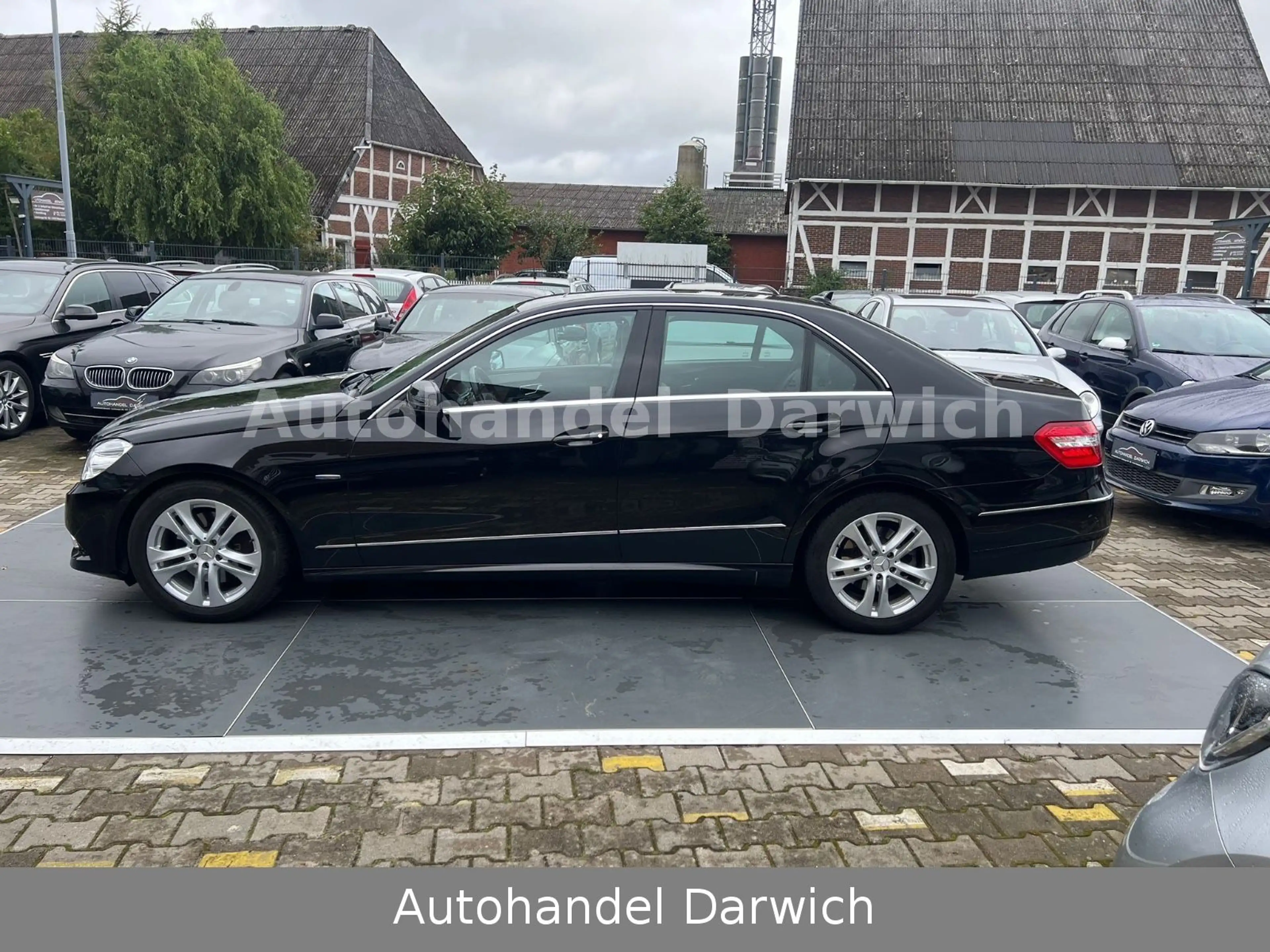 Mercedes-Benz E 350 Lim. BlueEfficiency 2.Hand S.Heft Top — photo 4