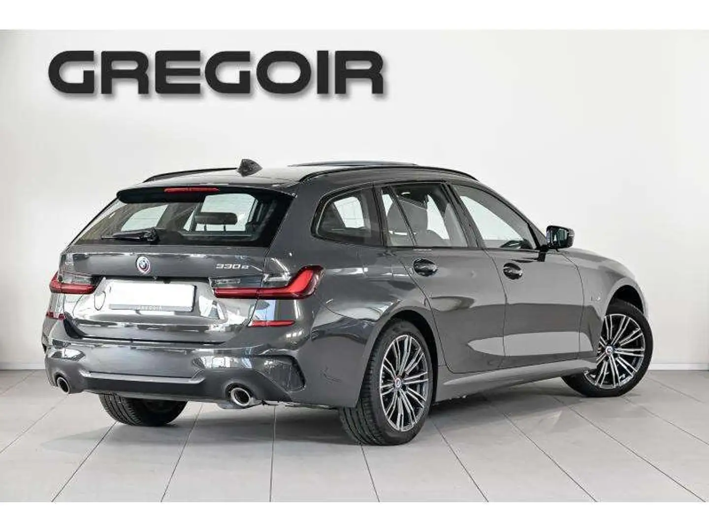 BMW 330 330e xDrive Touring Model M Sp Gris - 2