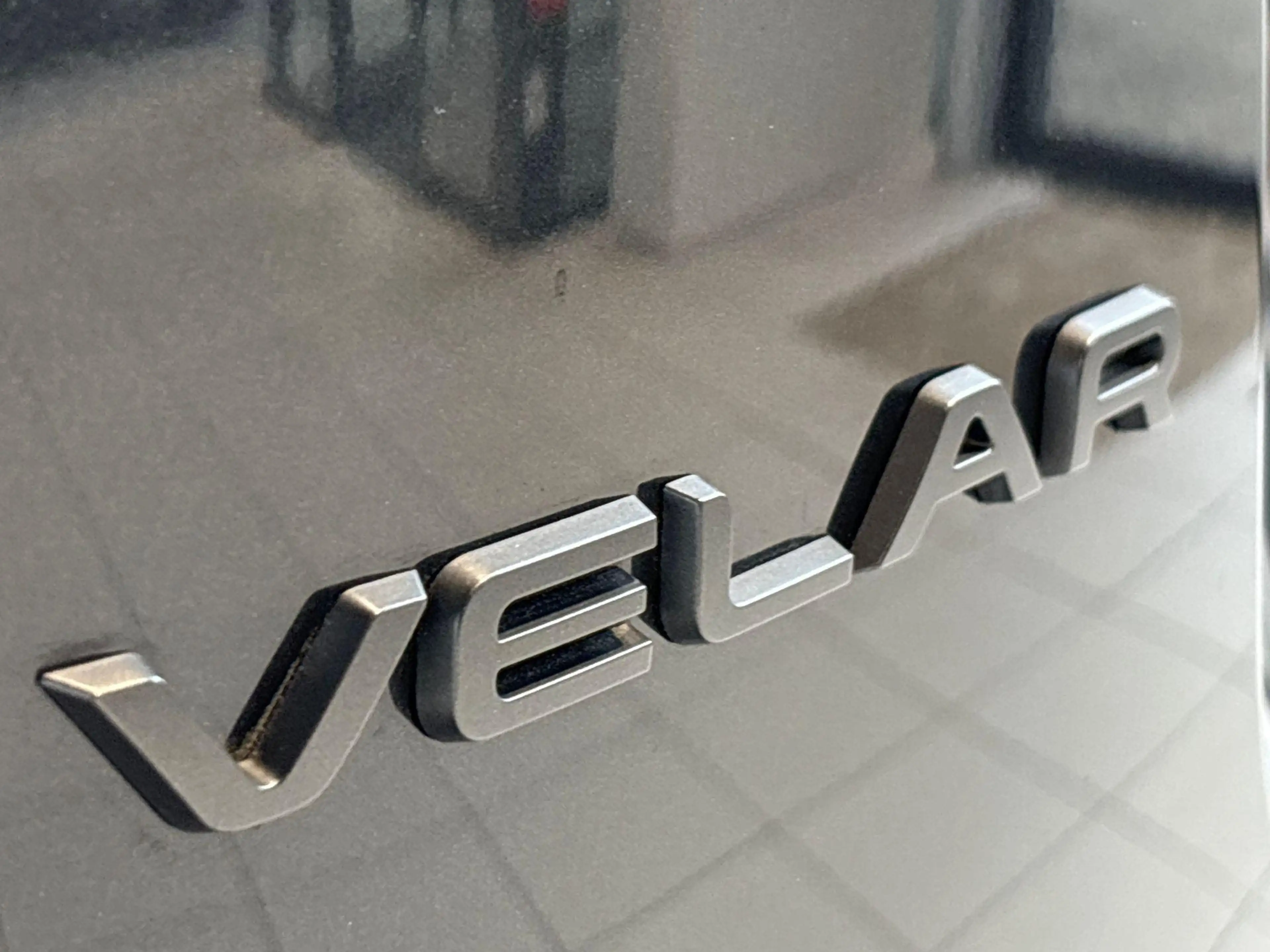 Land Rover Range Rover Velar P400e DYNAMIC SE | PANO | BLACK PACK | 21 INCH | M — photo 24