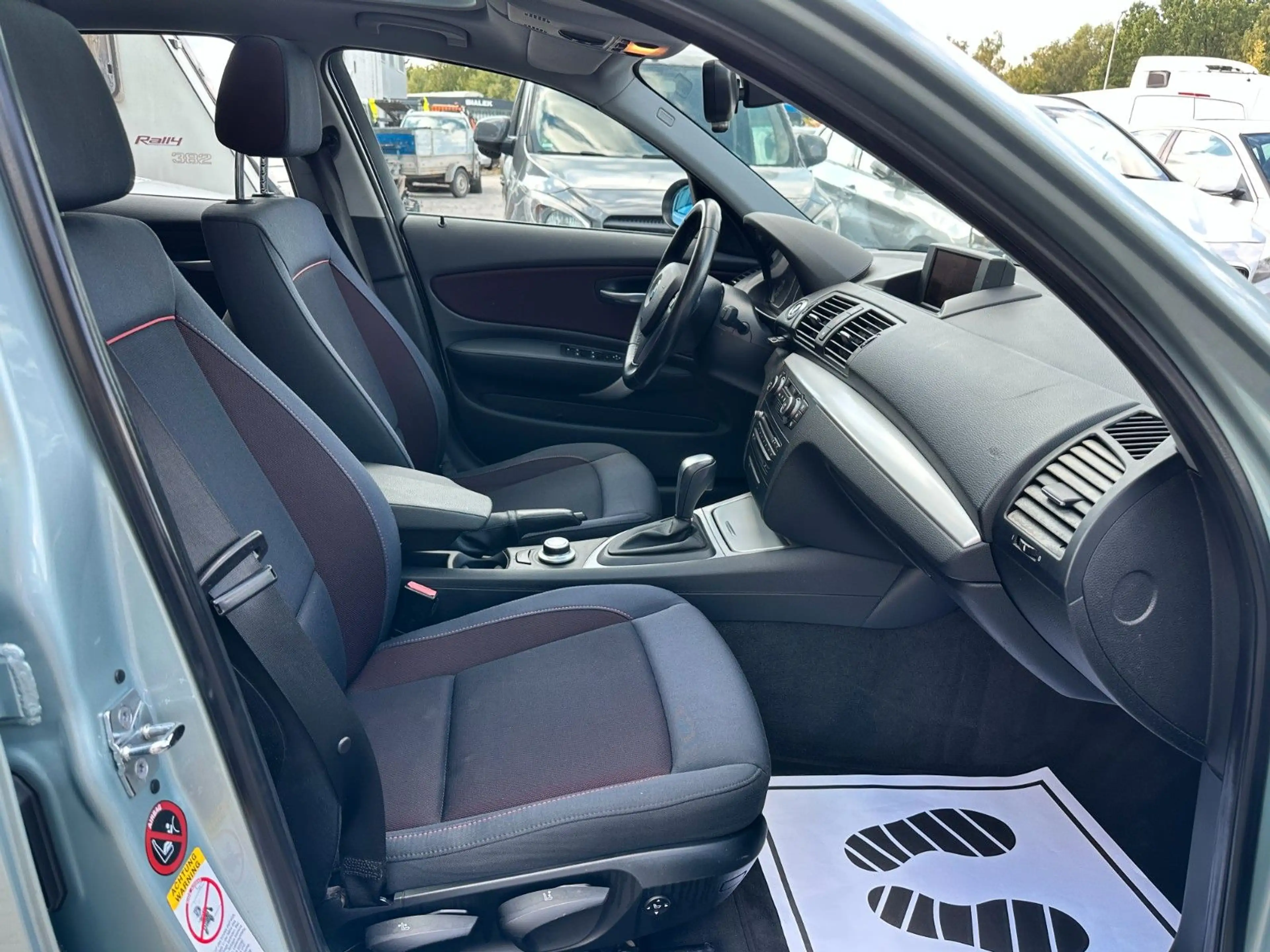 BMW 118 1 Limousine 118 d- 1 Hand-HU/AU/NEU — photo 7