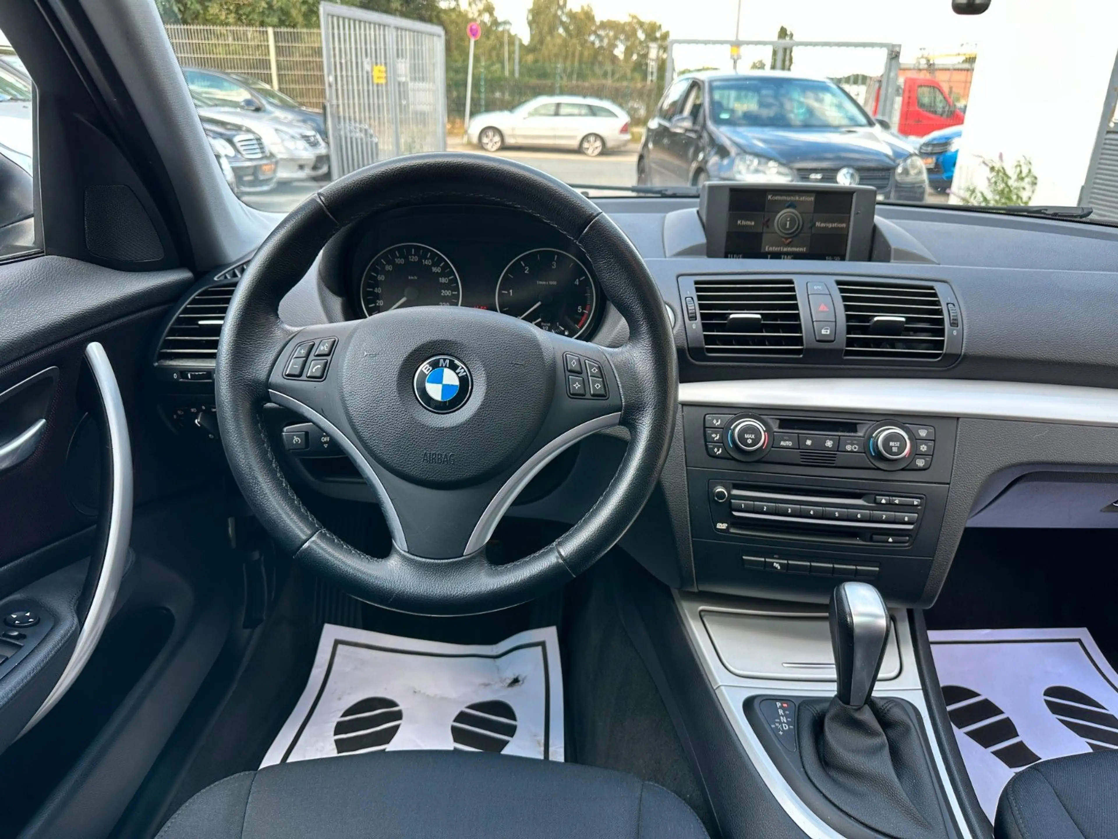 BMW 118 1 Limousine 118 d- 1 Hand-HU/AU/NEU — photo 14