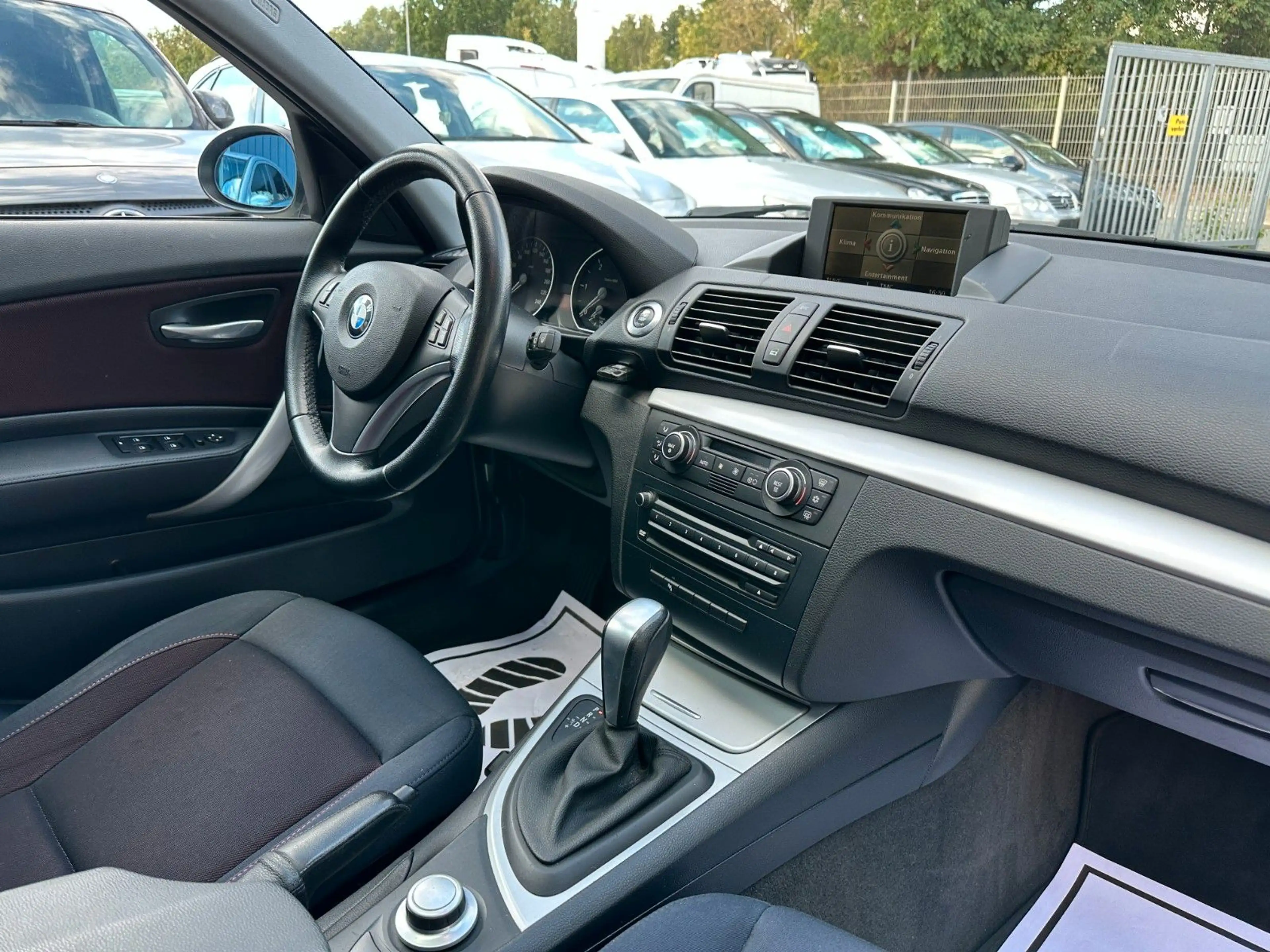 BMW 118 1 Limousine 118 d- 1 Hand-HU/AU/NEU — photo 6