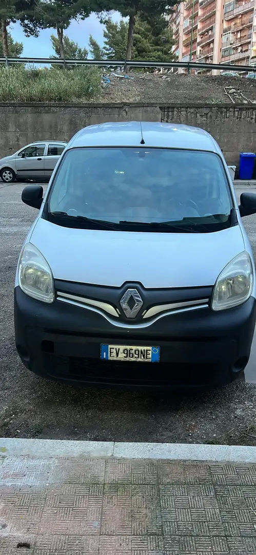 Renault Kangoo E-TECH - 1
