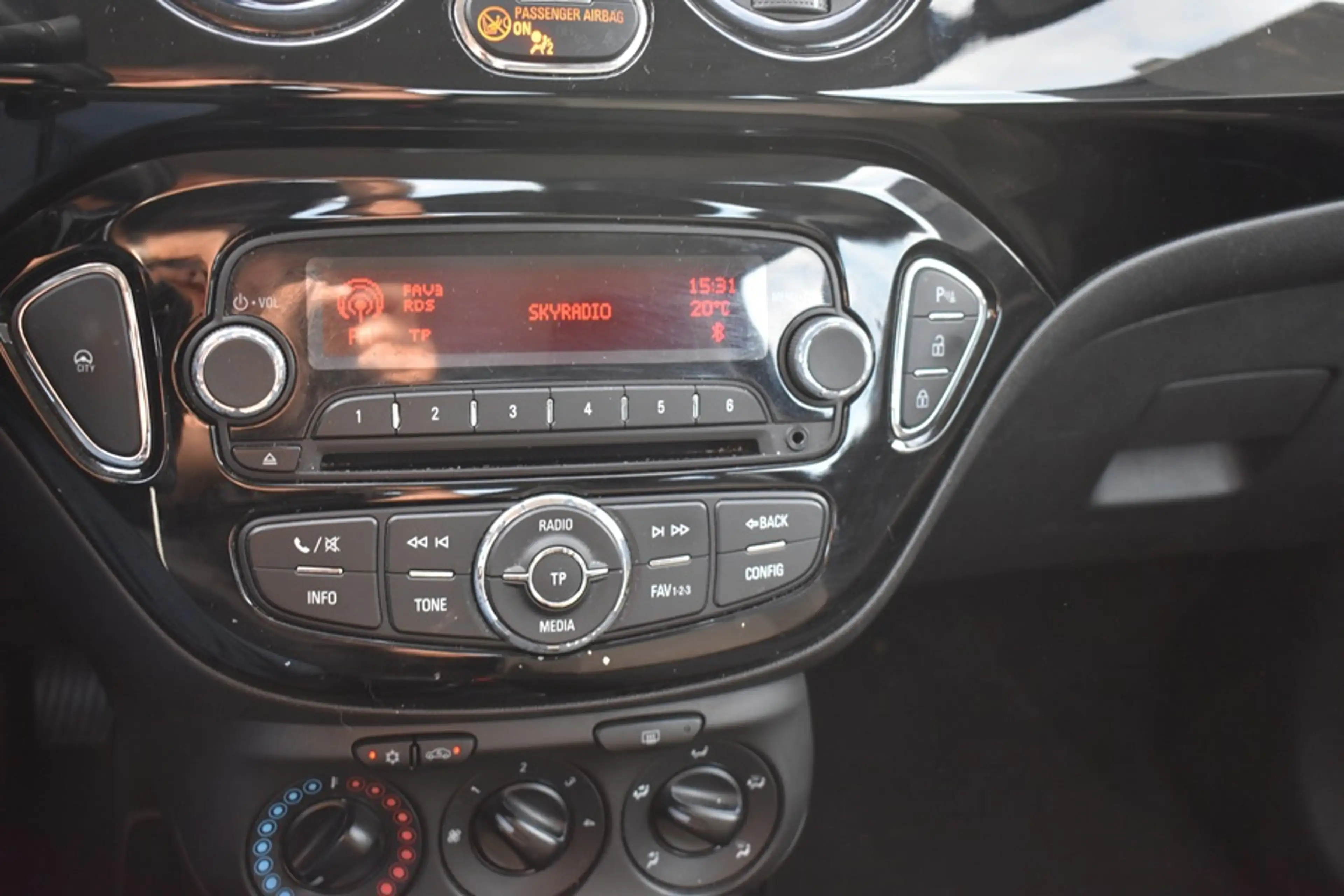 Opel Adam 1.2 Airco/Cruise Control — photo 10