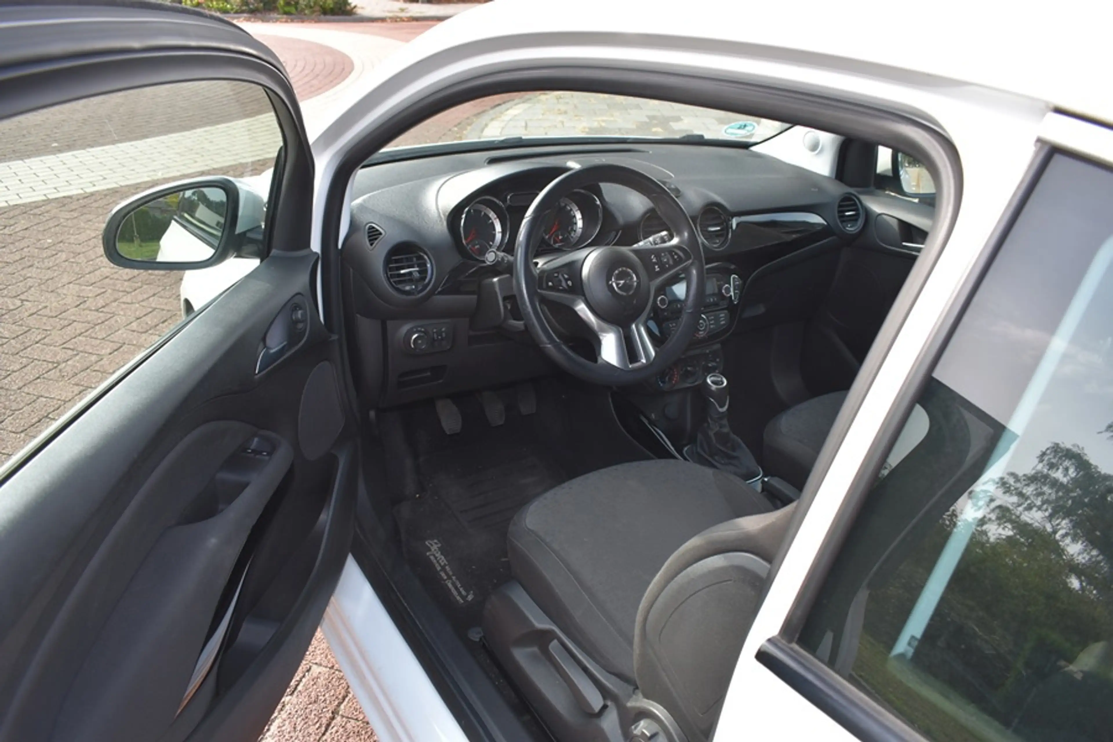 Opel Adam 1.2 Airco/Cruise Control — photo 8
