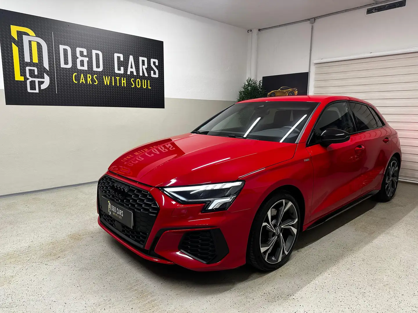 Audi A3 35 TDI S line Rot - 1