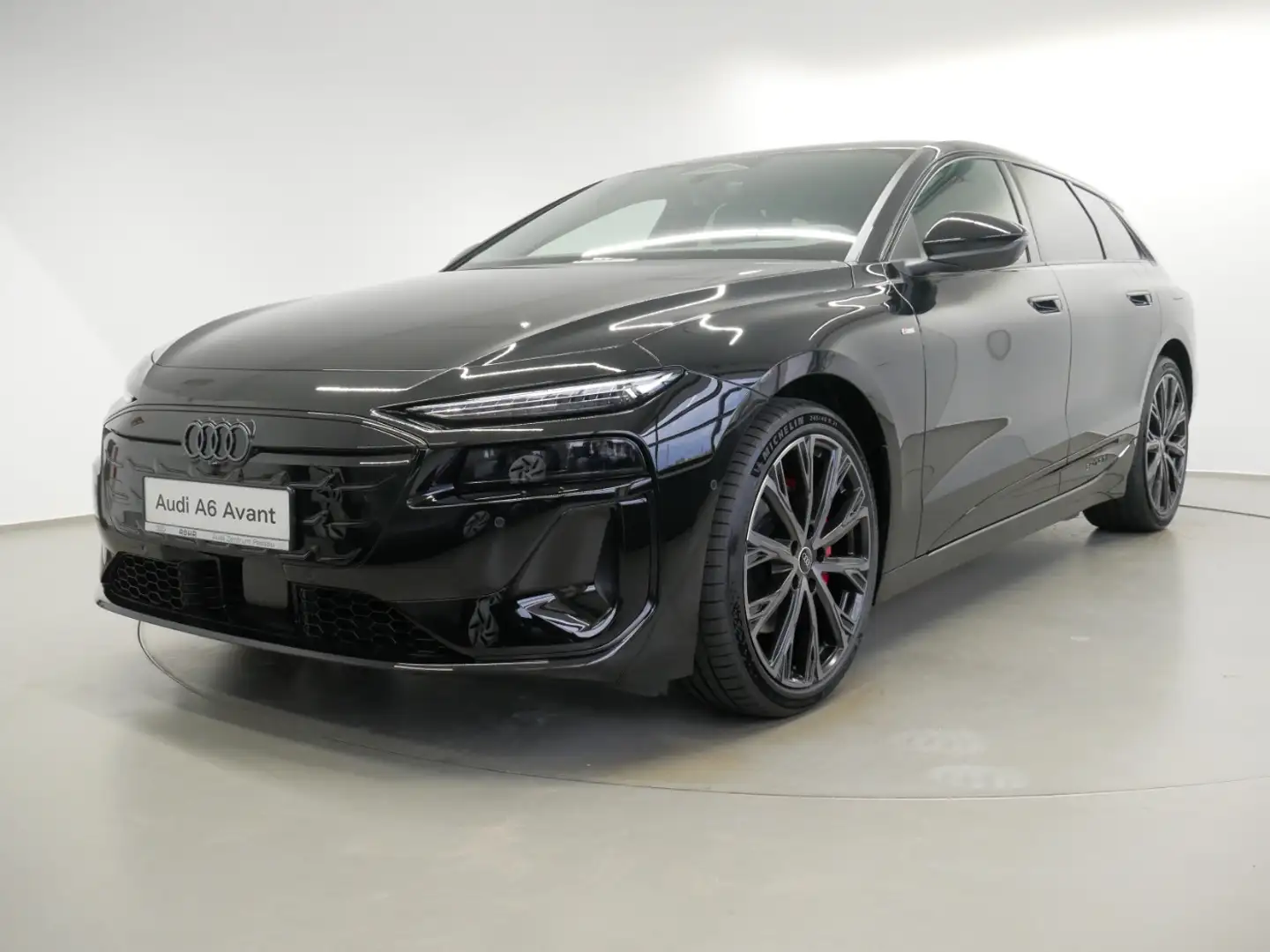 Audi A6 Avant e-tron quattro 315 kW Schwarz - 2