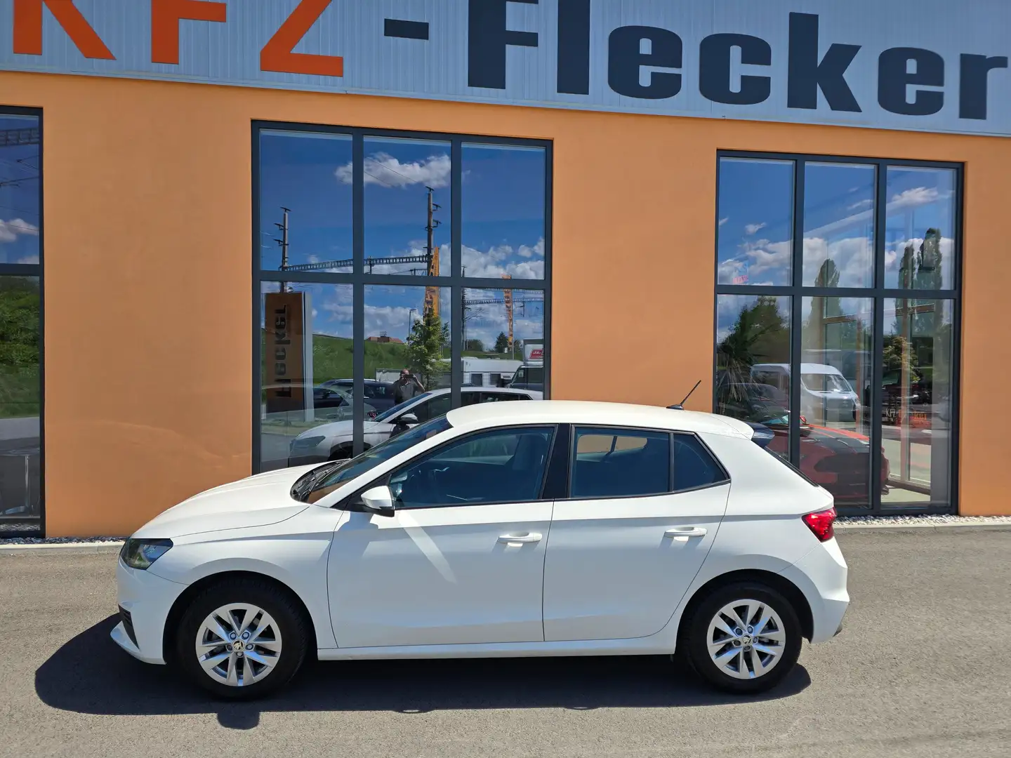 Skoda Fabia Ambition 1.0 TSI Evo Weiß - 2