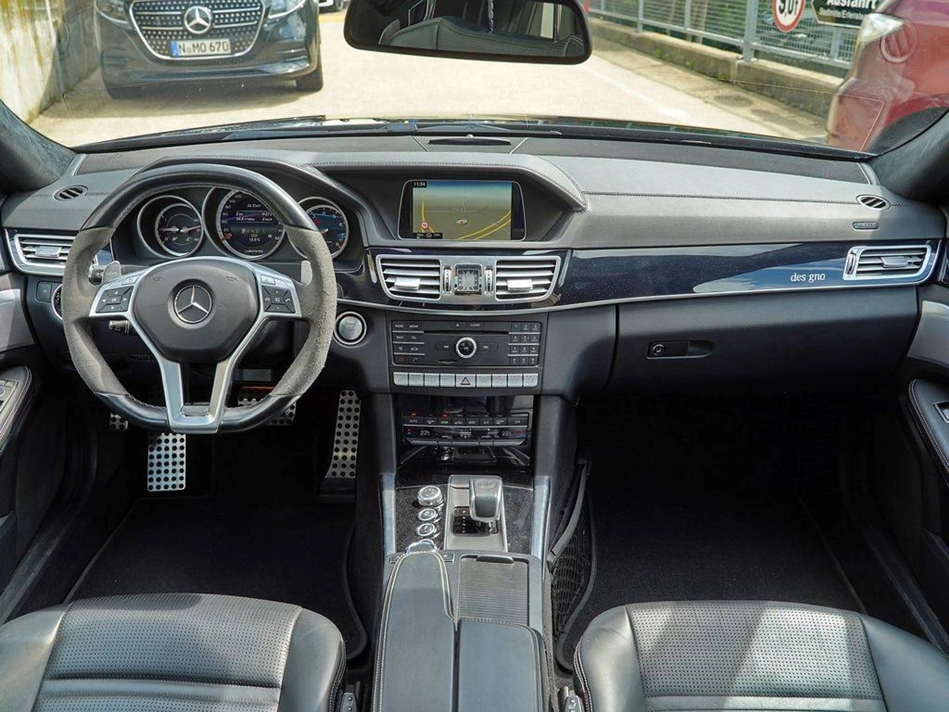 Mercedes-Benz E 63 AMG S 4Matic | Driver'sPackage | Night- & ParkPaket | — photo 6