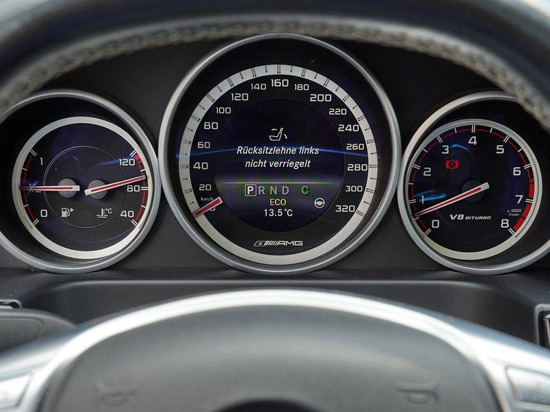 Mercedes-Benz E 63 AMG S 4Matic | Driver'sPackage | Night- & ParkPaket | — photo 9