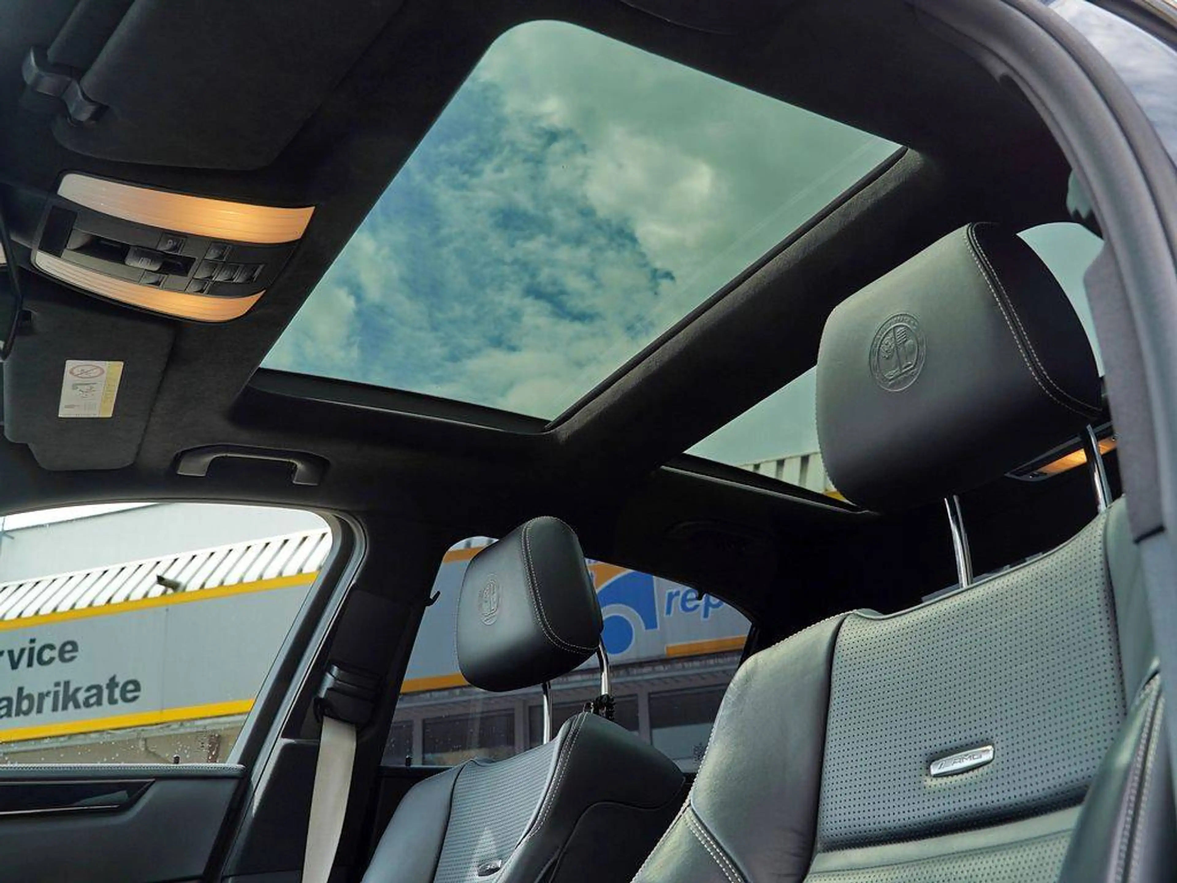 Mercedes-Benz E 63 AMG S 4Matic | Driver'sPackage | Night- & ParkPaket | — photo 14
