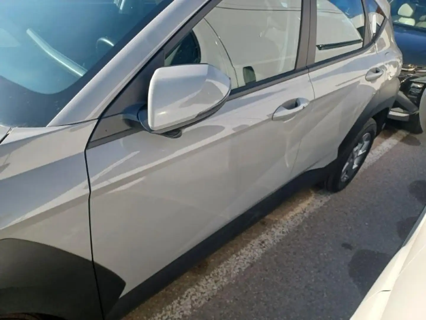 Hyundai KONA "IN ARRIVO" Kona 1.0 t-gdi XTech 2wd 100cv mt Gris - 2