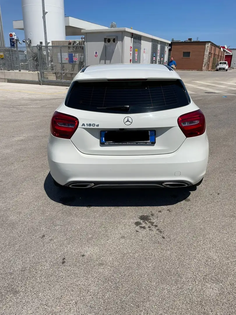 Mercedes-Benz A 180 d Sport my16 Bianco - 2