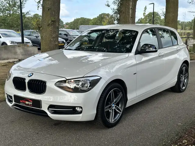 BMW 1 Series view 7