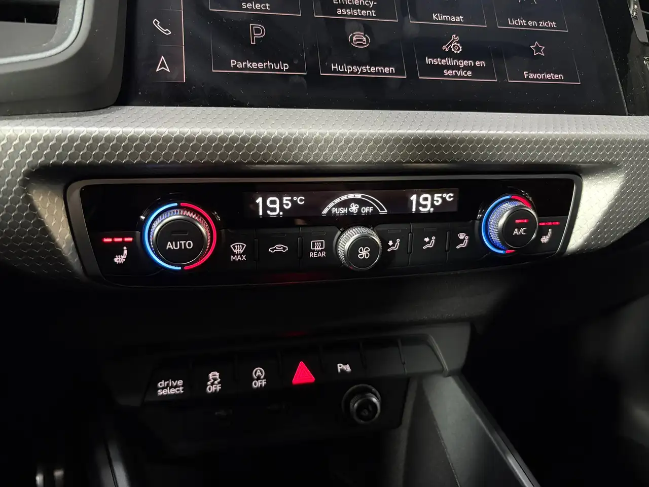Audi A1 citycarver 30 TFSI epic S-Line, Automaat, Applecar, миниатюра 19