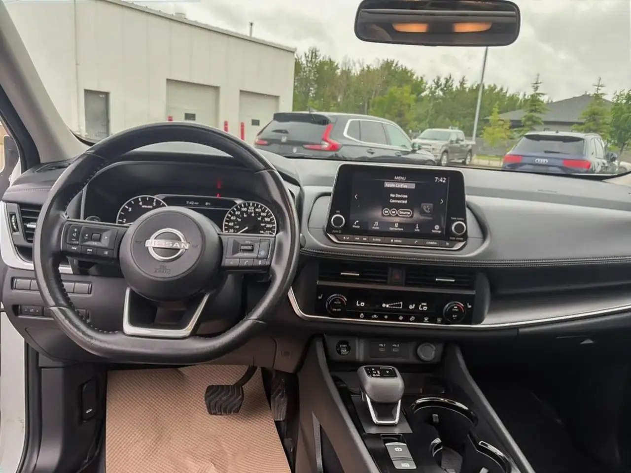 Nissan Rogue fotografie Nissan Rogue