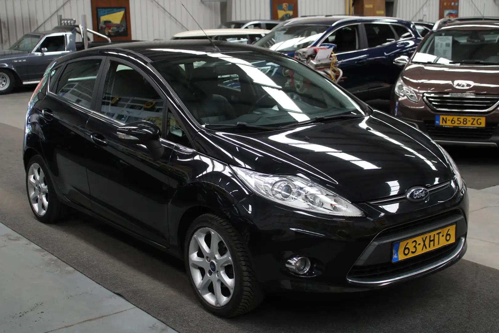 Ford Fiesta 1.25 Titanium 1e Eigenaar Volledig onderhouden, Ai Zwart - 2