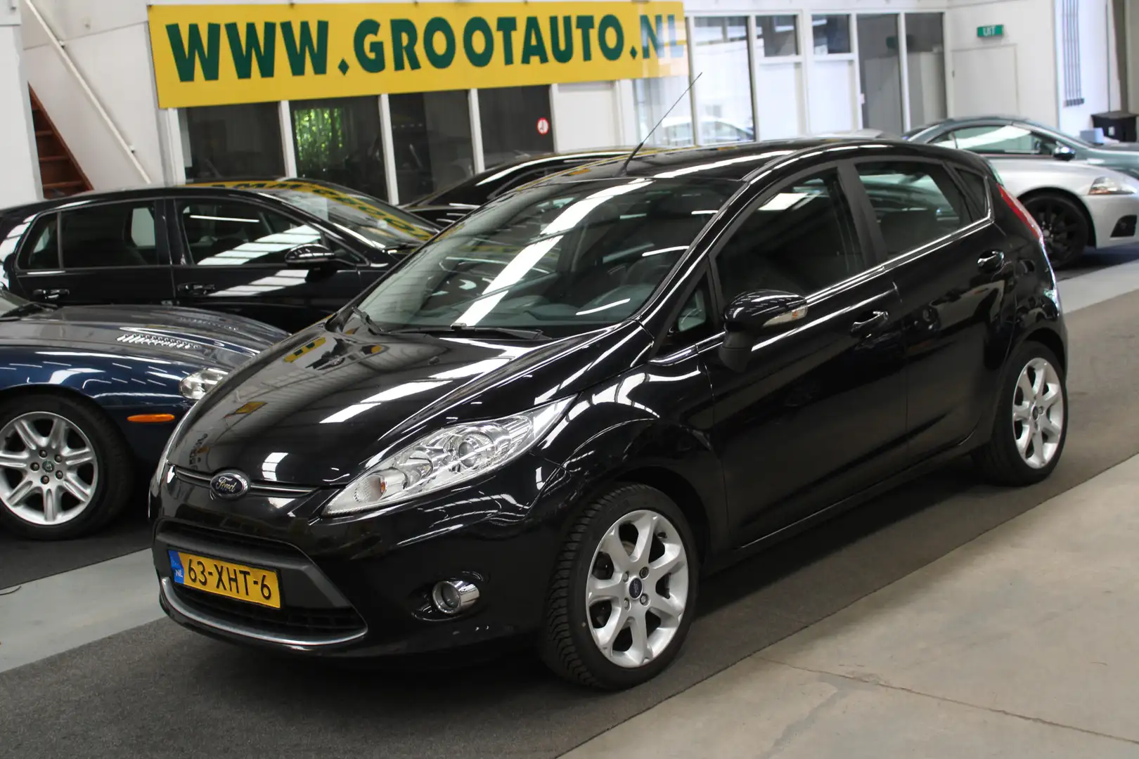 Ford Fiesta 1.25 Titanium 1e Eigenaar Volledig onderhouden, Ai Zwart - 1