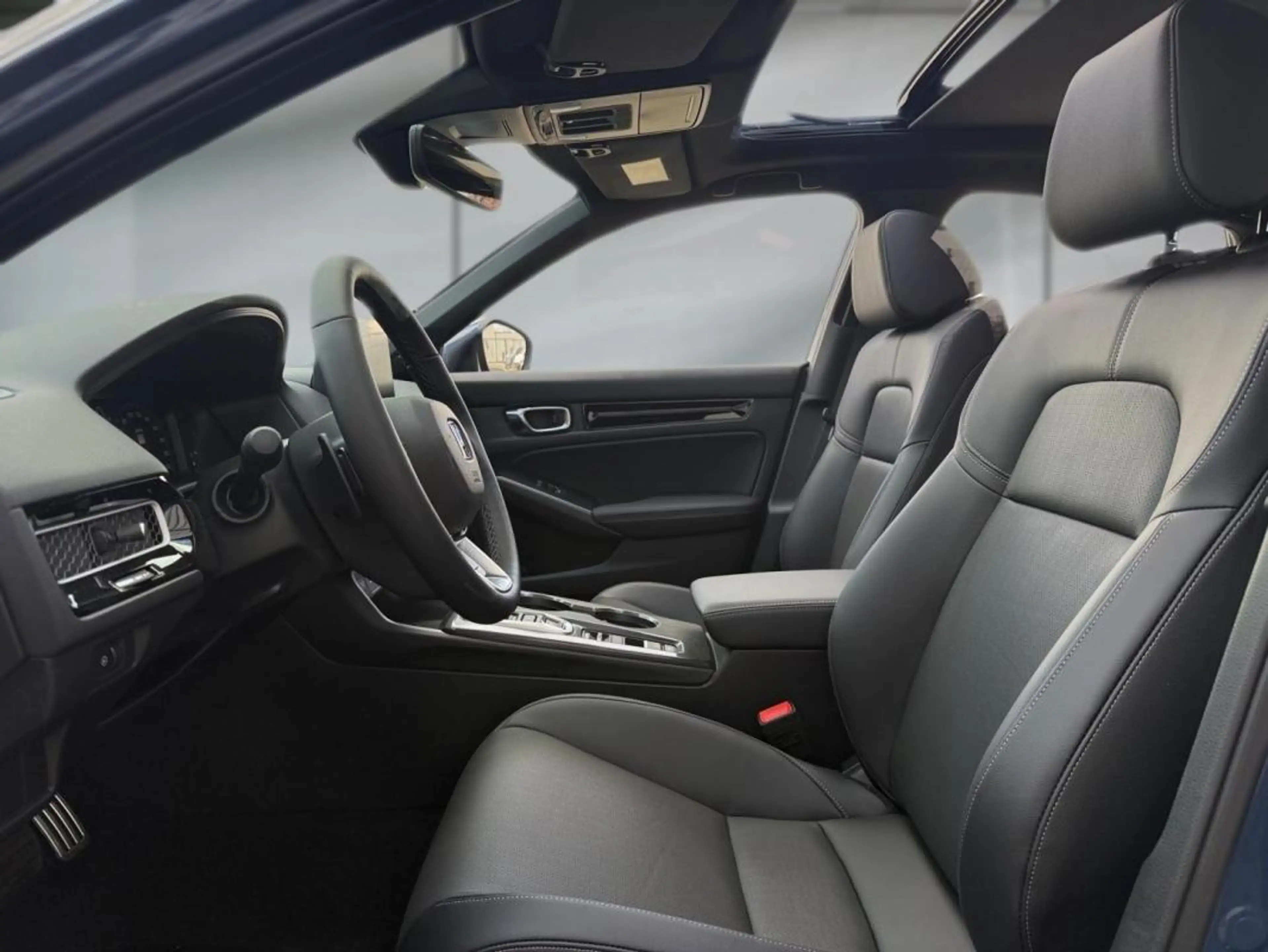 Honda Civic 2.0 i-MMD 184ch e:HEV Advance — photo 10