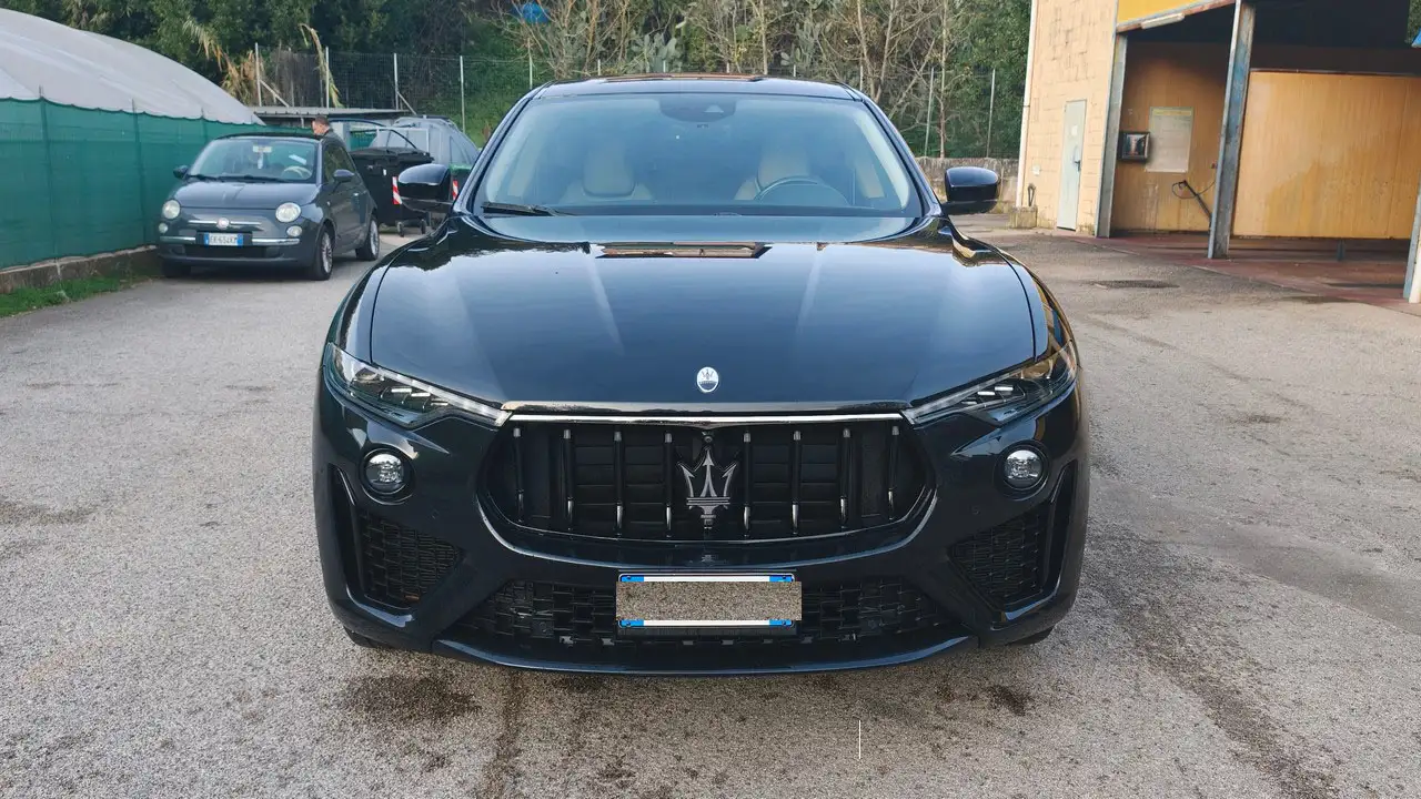 Maserati Levante 2021