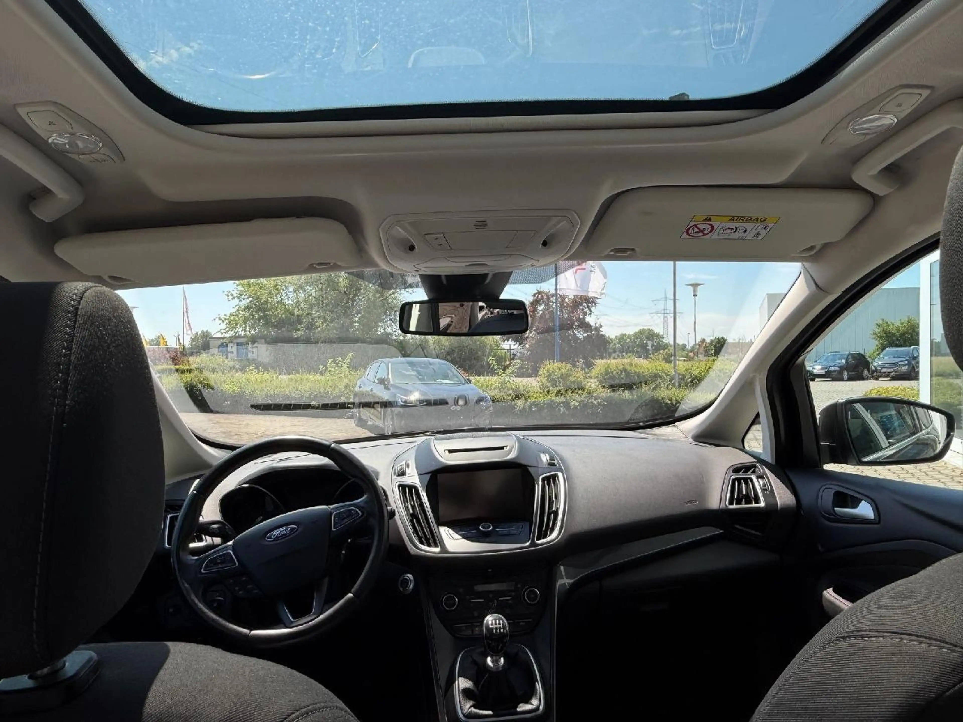 Ford C-Max Titanium — photo 10