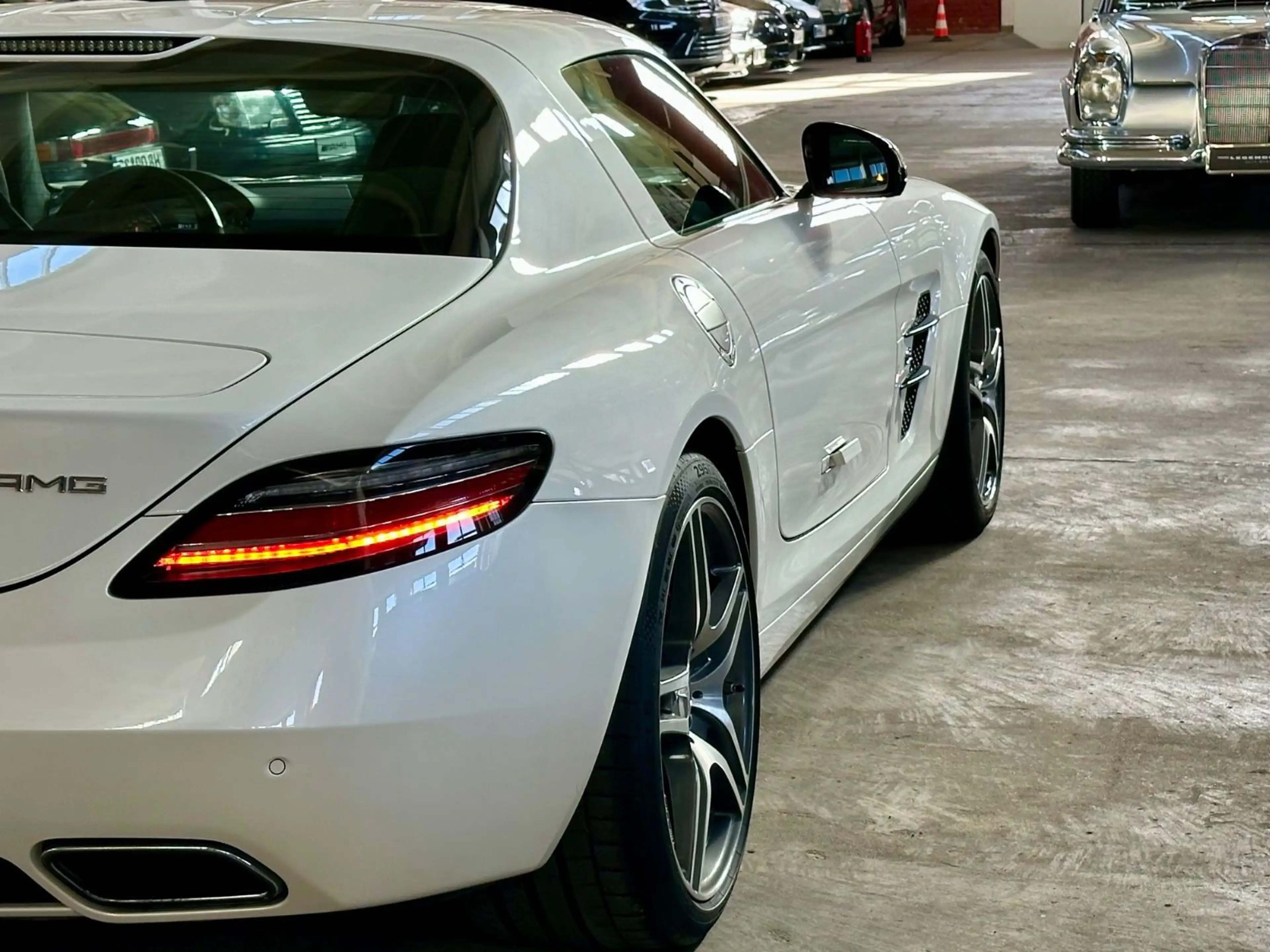 Mercedes-Benz SLS GT Coupe AMG Ride Control Bang & Olufsen — photo 13