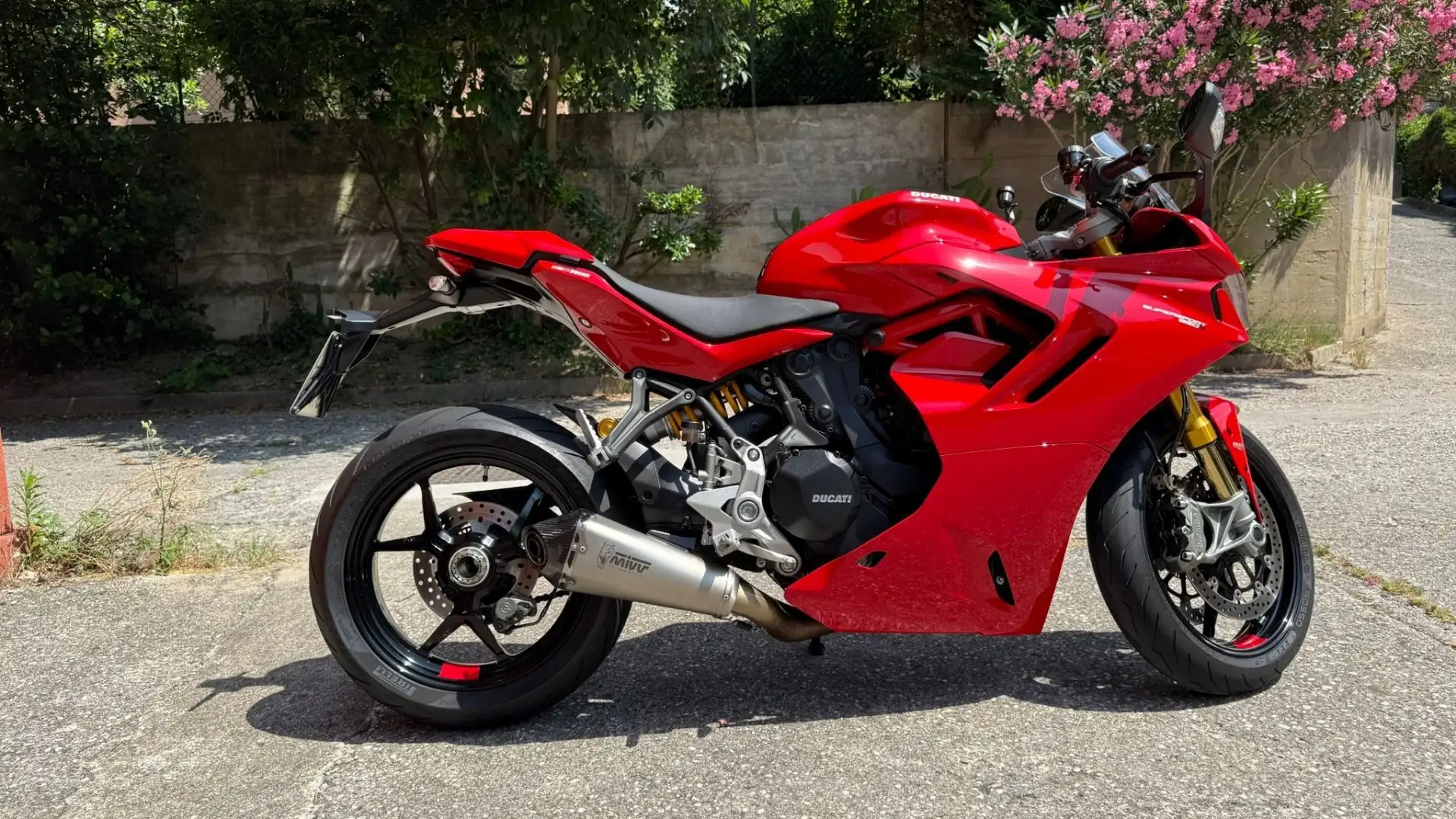 Ducati SuperSport 950S Piros - 1