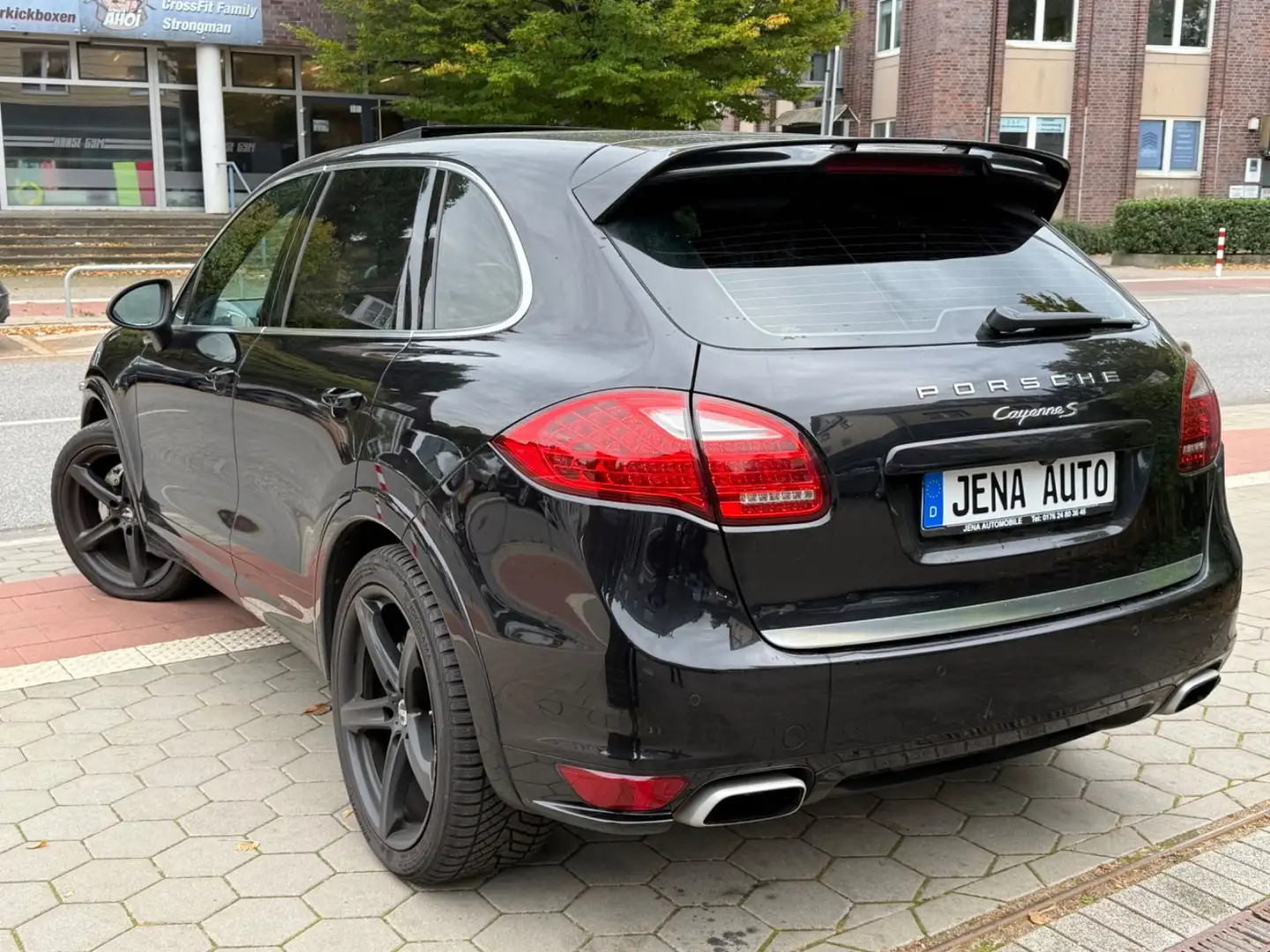 Porsche Cayenne S Diesel GTS 2.Hd Panoram. R.Kamera Zwart - 2