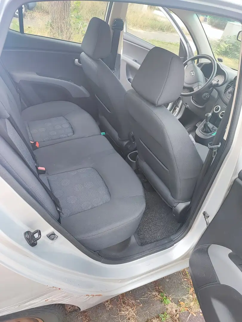 Hyundai i10 1.2 Style Silber - 2